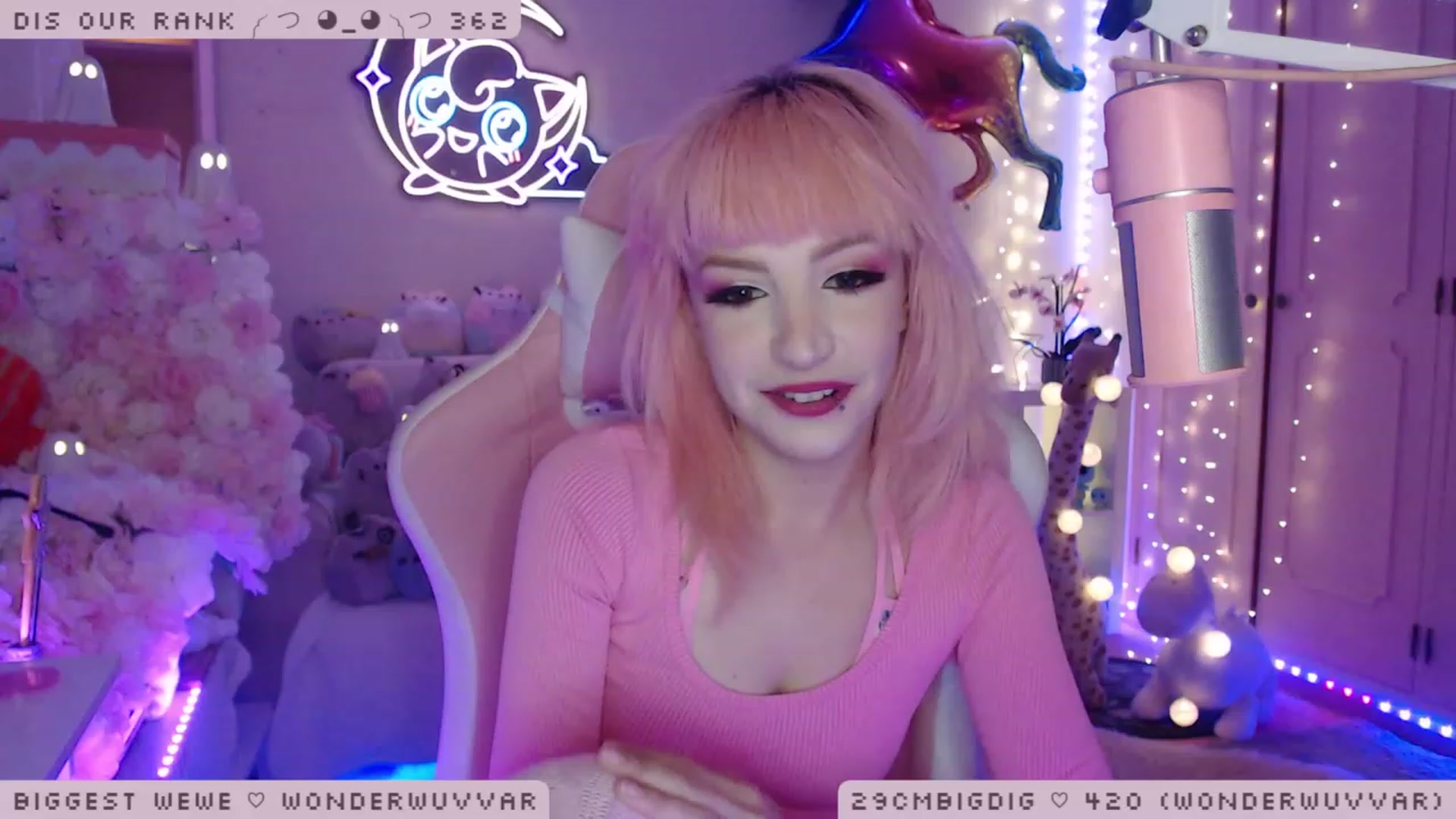 Gallery image thumbnail from WonderAna's myfreecams stream on, 01/17/2023, 23:33 image 5 of 20
