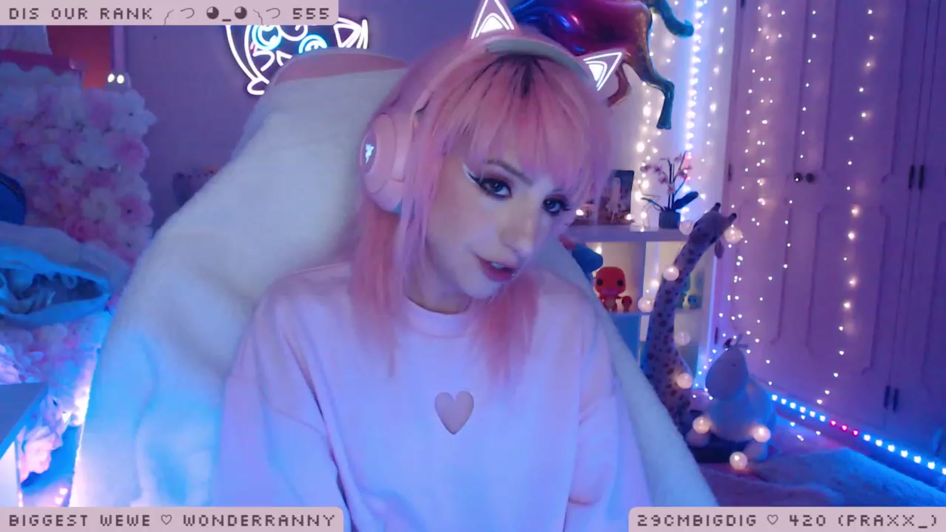 Gallery image thumbnail from WonderAna's myfreecams stream on, 01/27/2023, 24:08 image 6 of 20