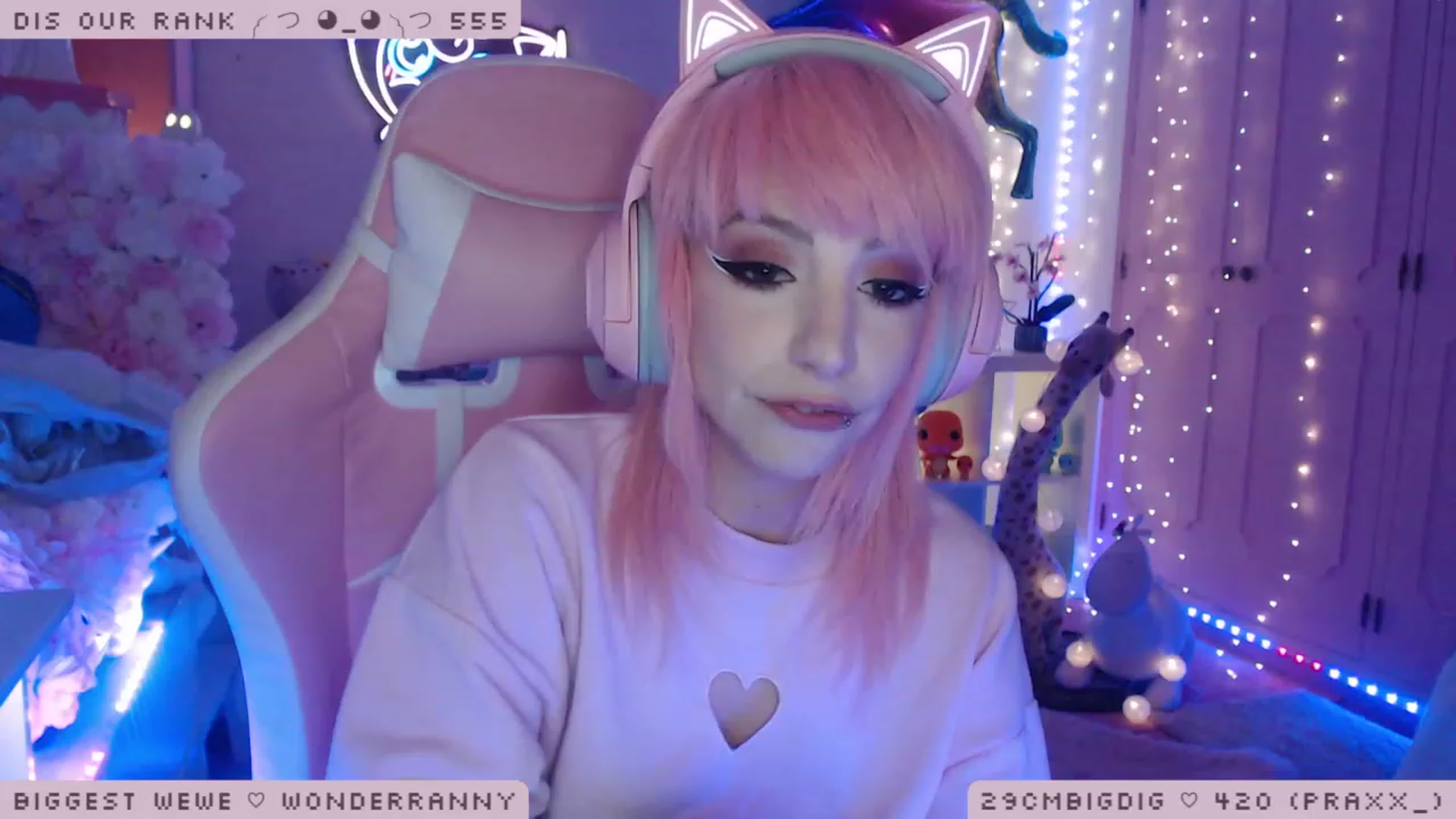 Gallery image thumbnail from WonderAna's myfreecams stream on, 01/27/2023, 24:08 image 3 of 20
