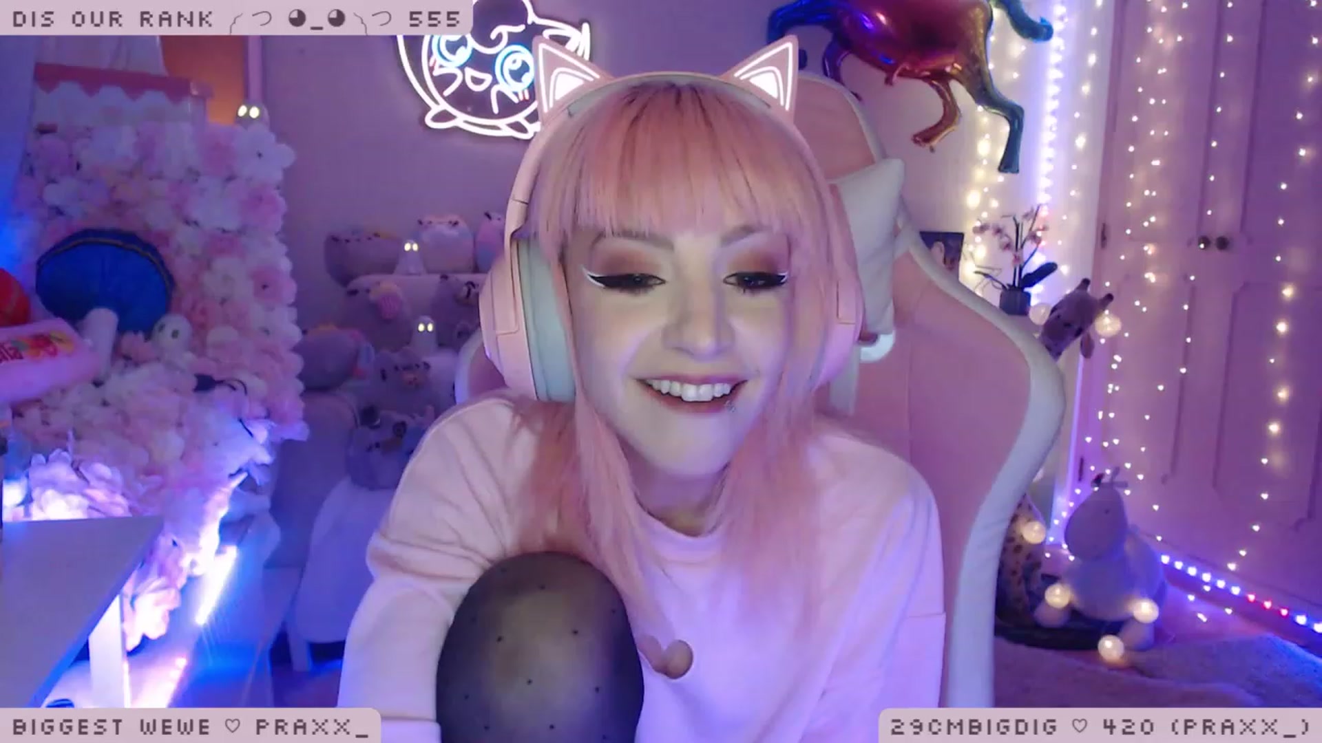 Gallery image thumbnail from WonderAna's myfreecams stream on, 01/27/2023, 24:08 image 15 of 20