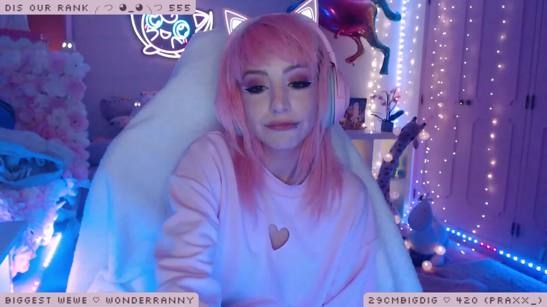 Gallery image thumbnail from WonderAna's myfreecams stream on, 01/27/2023, 24:08 image 5 of 20