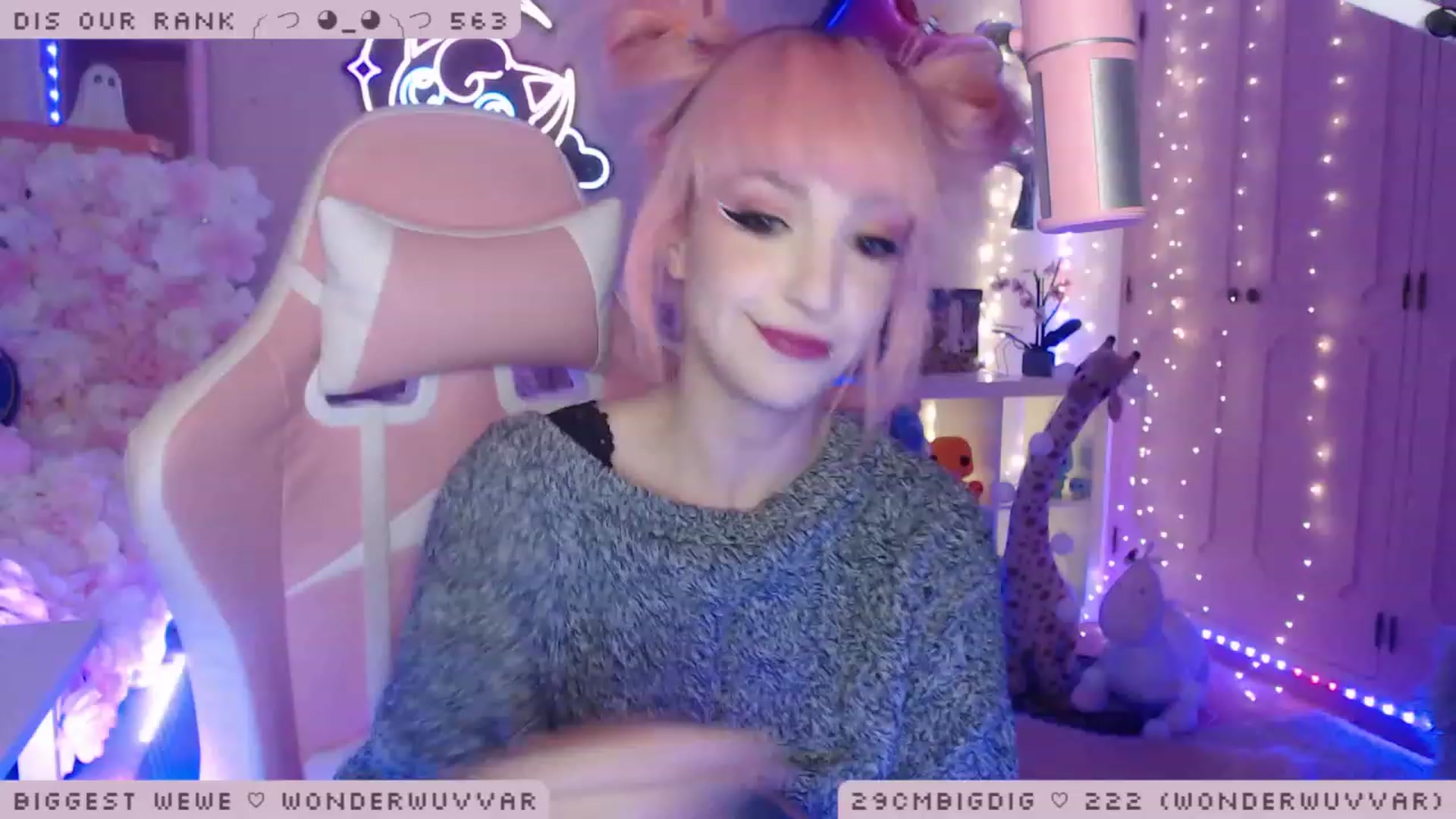 Gallery image thumbnail from WonderAna's myfreecams stream on, 01/28/2023, 24:14 image 2 of 20