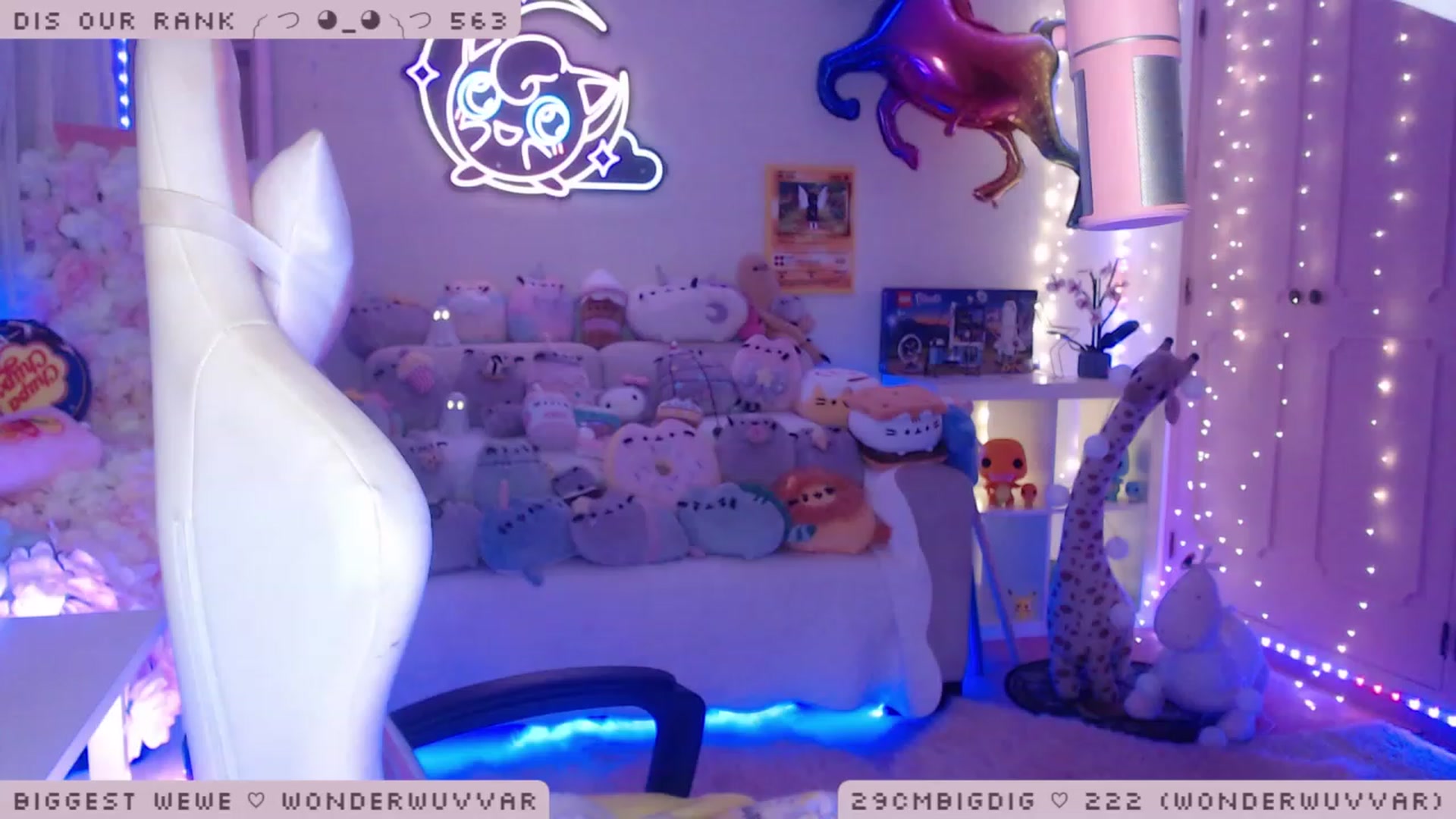 Gallery image thumbnail from WonderAna's myfreecams stream on, 01/28/2023, 24:14 image 4 of 20