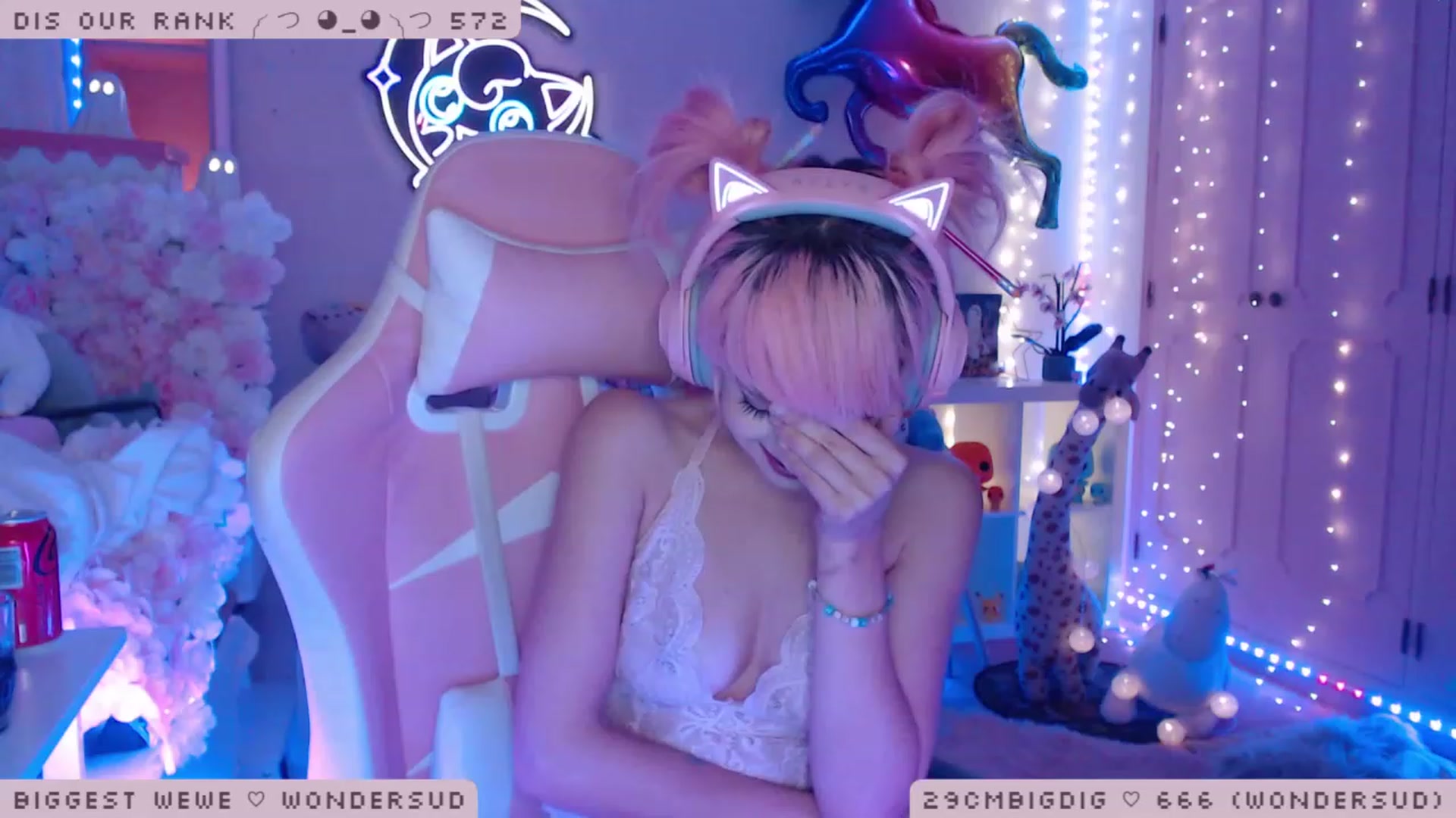 Gallery image thumbnail from WonderAna's myfreecams stream on, 01/29/2023, 03:17 image 19 of 20