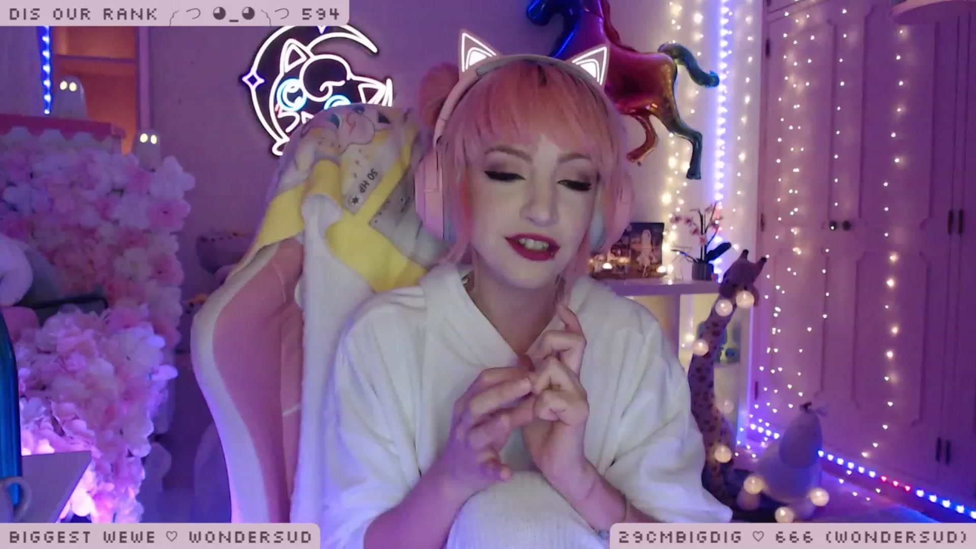 Gallery image thumbnail from WonderAna's myfreecams stream on, 01/29/2023, 03:17 image 1 of 20