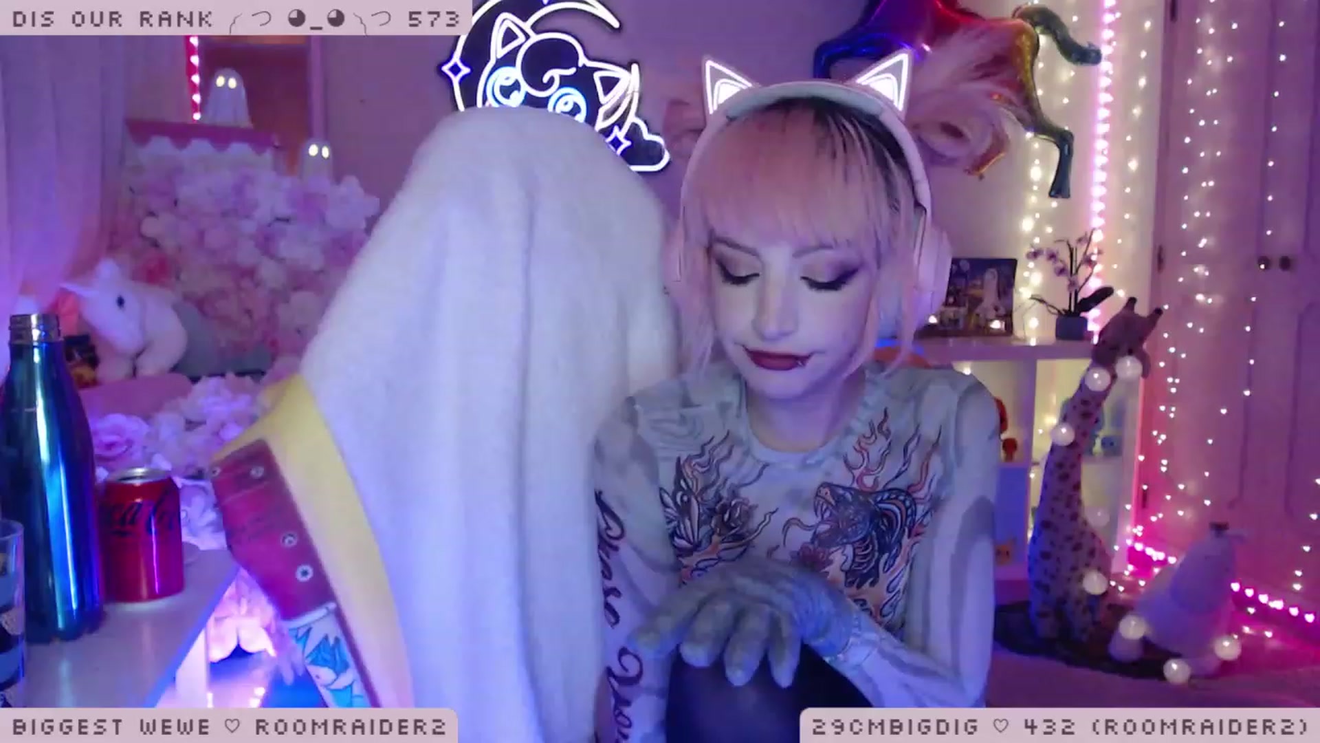 Gallery image thumbnail from WonderAna's myfreecams stream on, 01/30/2023, 02:34 image 6 of 20
