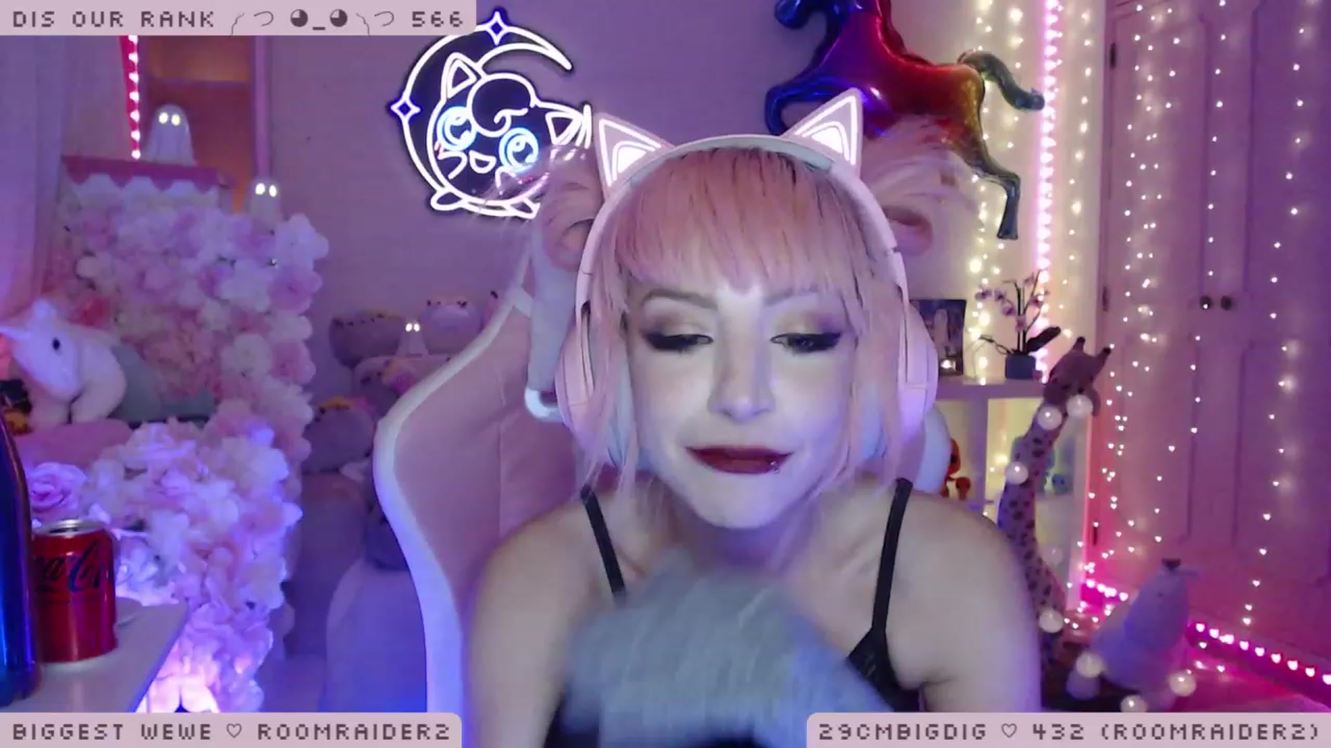 Gallery image thumbnail from WonderAna's myfreecams stream on, 01/30/2023, 02:34 image 14 of 20