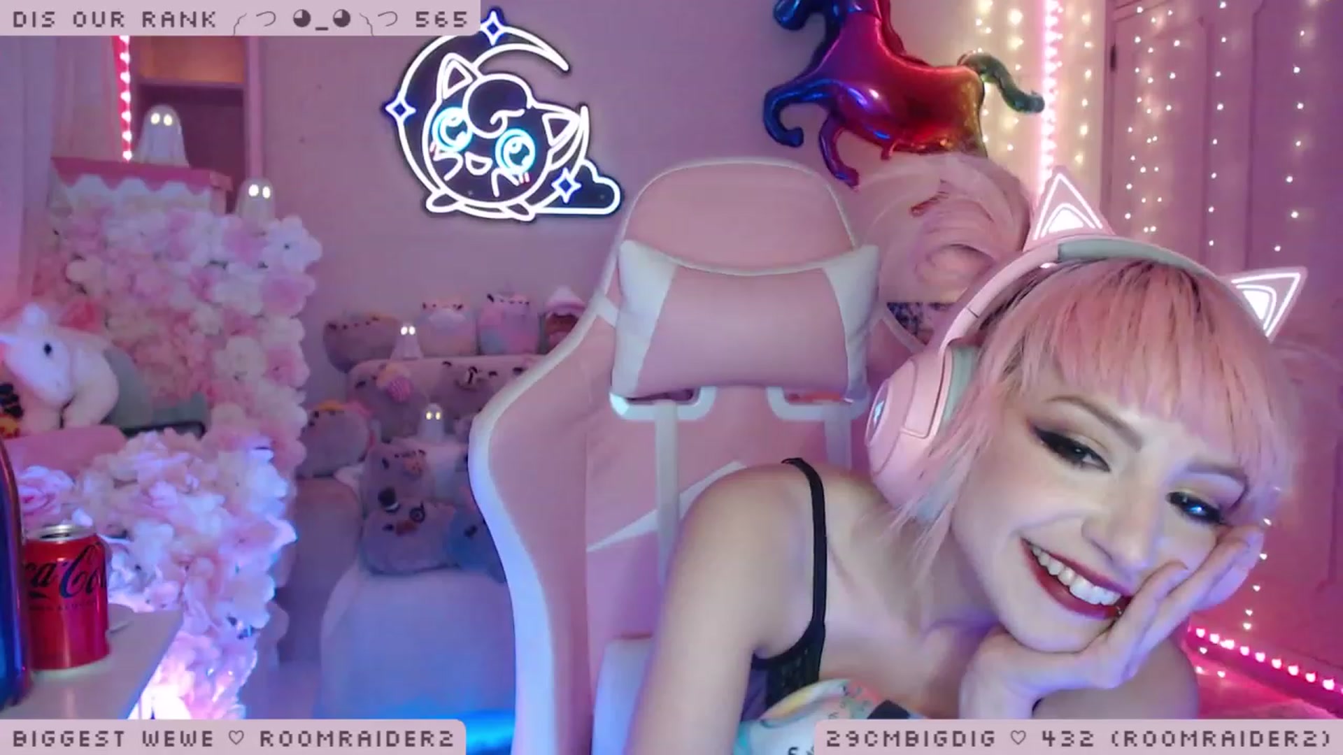 Gallery image thumbnail from WonderAna's myfreecams stream on, 01/30/2023, 02:34 image 16 of 20