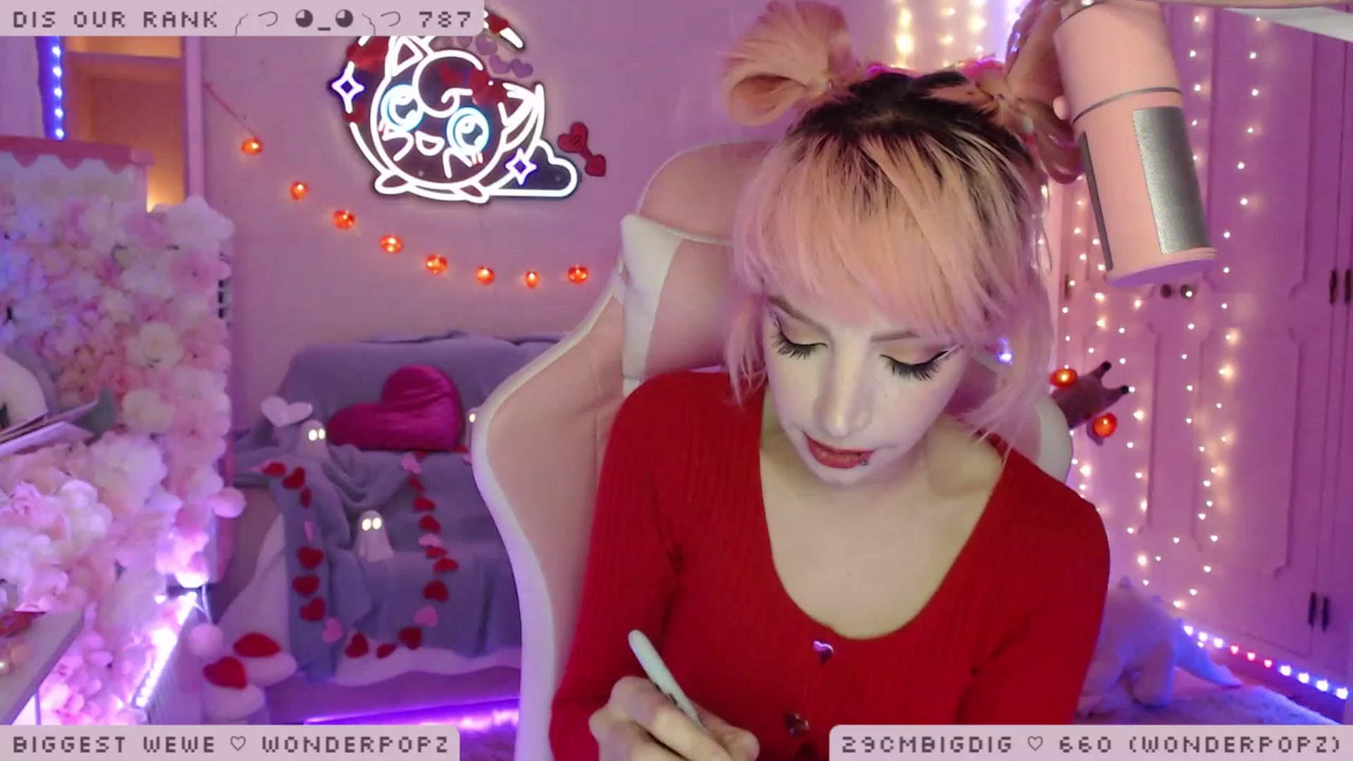 Gallery image thumbnail from WonderAna's myfreecams stream on, 02/02/2023, 03:21 image 5 of 20