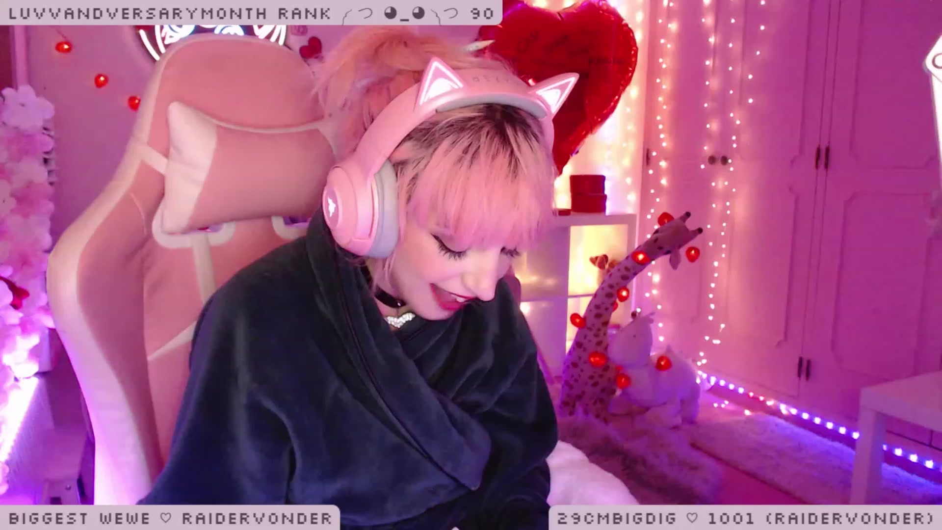 Gallery image thumbnail from WonderAna's myfreecams stream on, 02/03/2023, 03:29 image 10 of 20