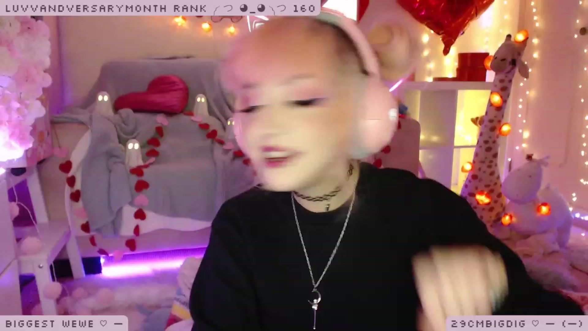 Gallery image thumbnail from WonderAna's myfreecams stream on, 02/04/2023, 24:02 image 1 of 20