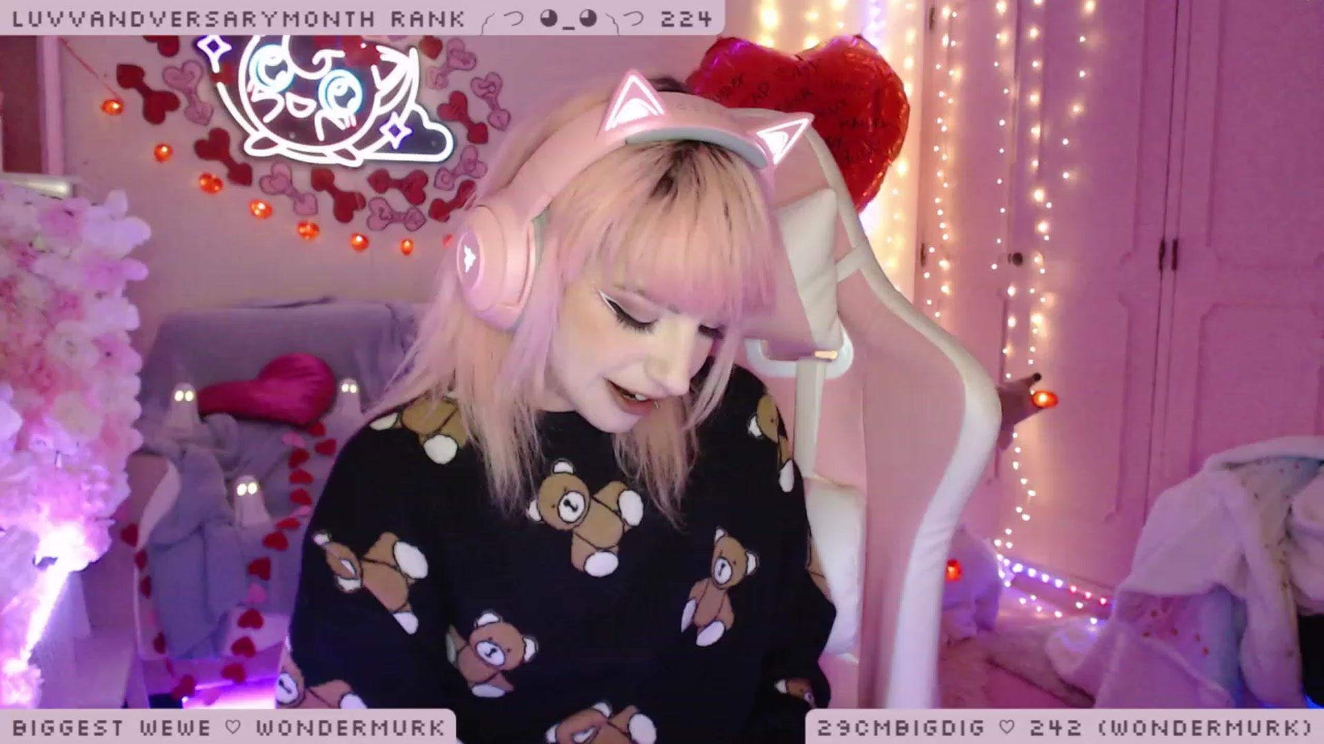 Gallery image thumbnail from WonderAna's myfreecams stream on, 02/05/2023, 03:57 image 5 of 20
