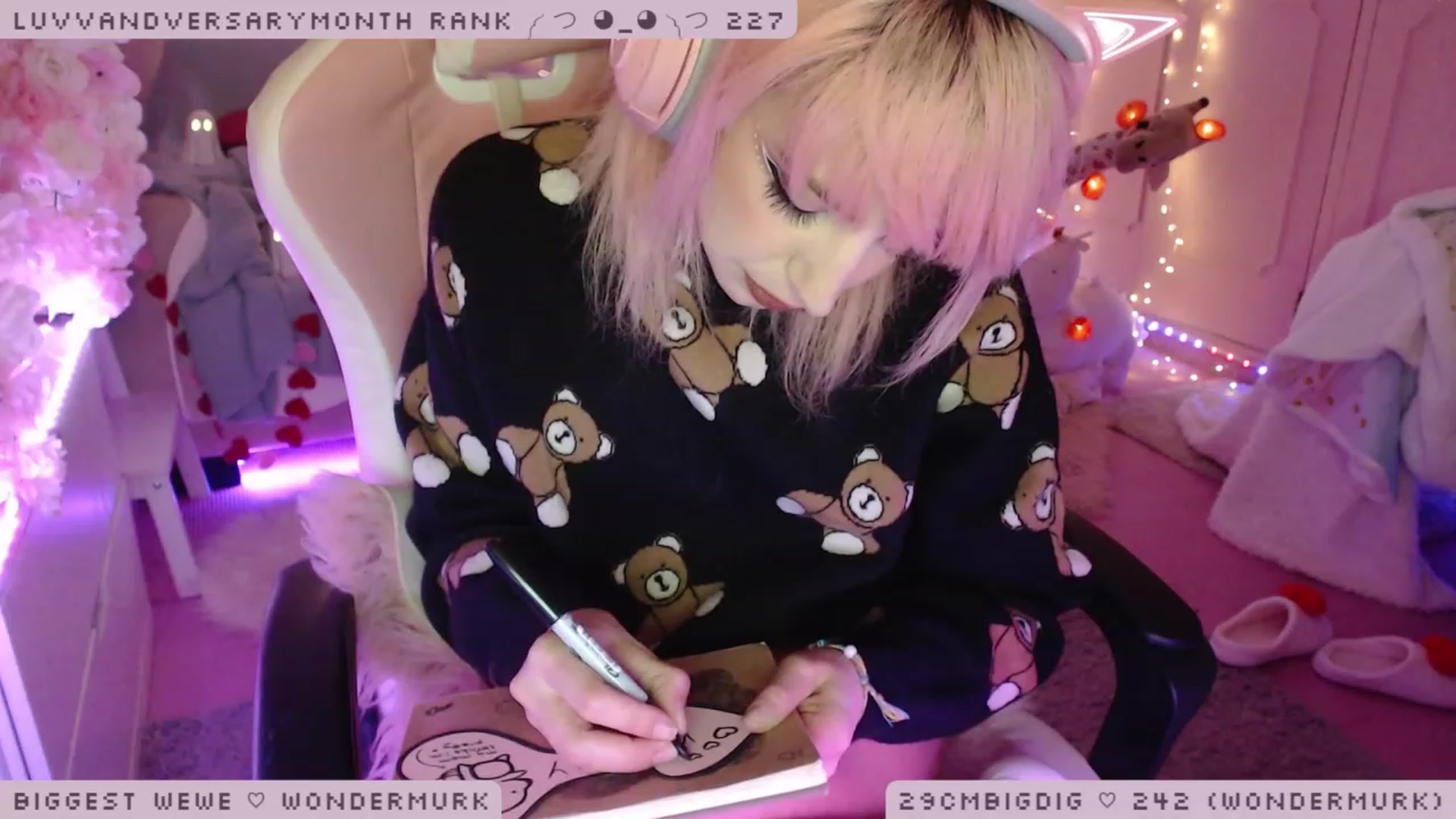 Gallery image thumbnail from WonderAna's myfreecams stream on, 02/05/2023, 03:57 image 3 of 20