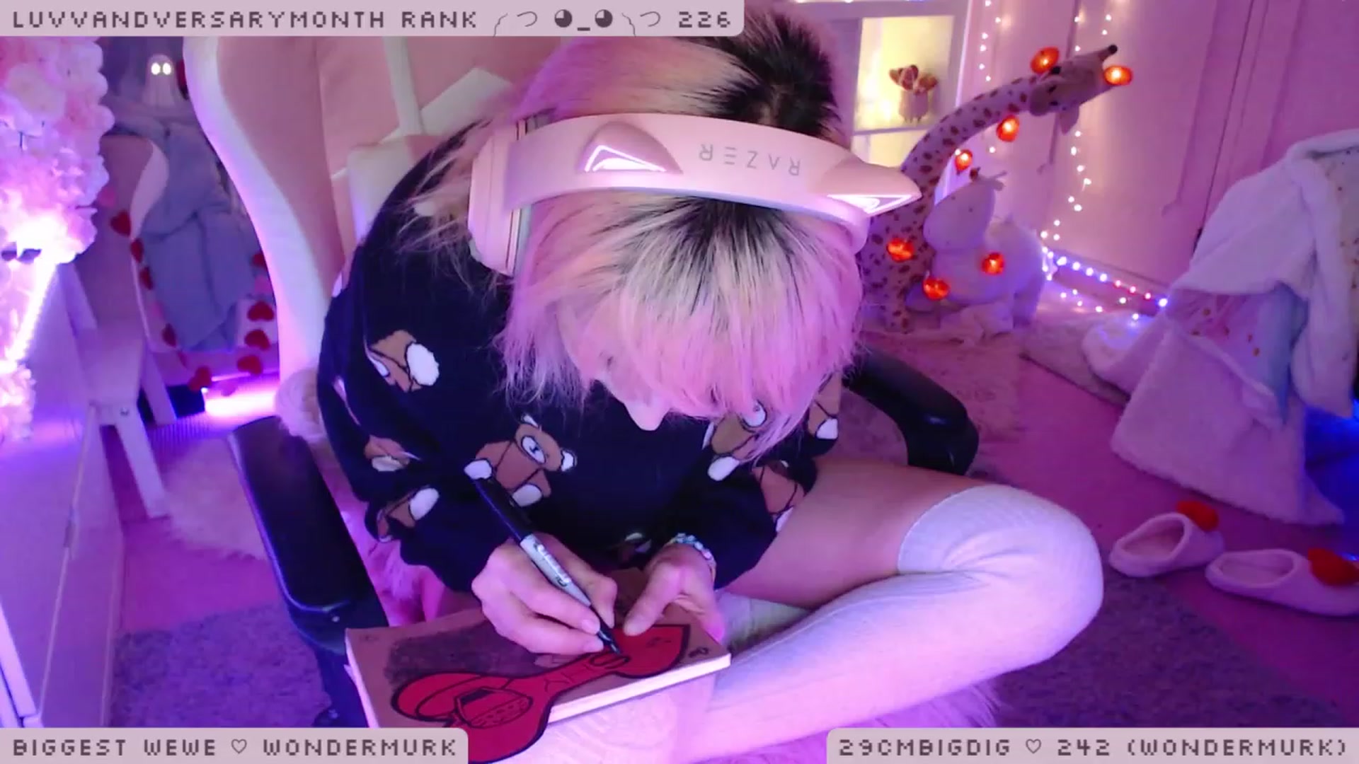 Gallery image thumbnail from WonderAna's myfreecams stream on, 02/05/2023, 03:57 image 1 of 20