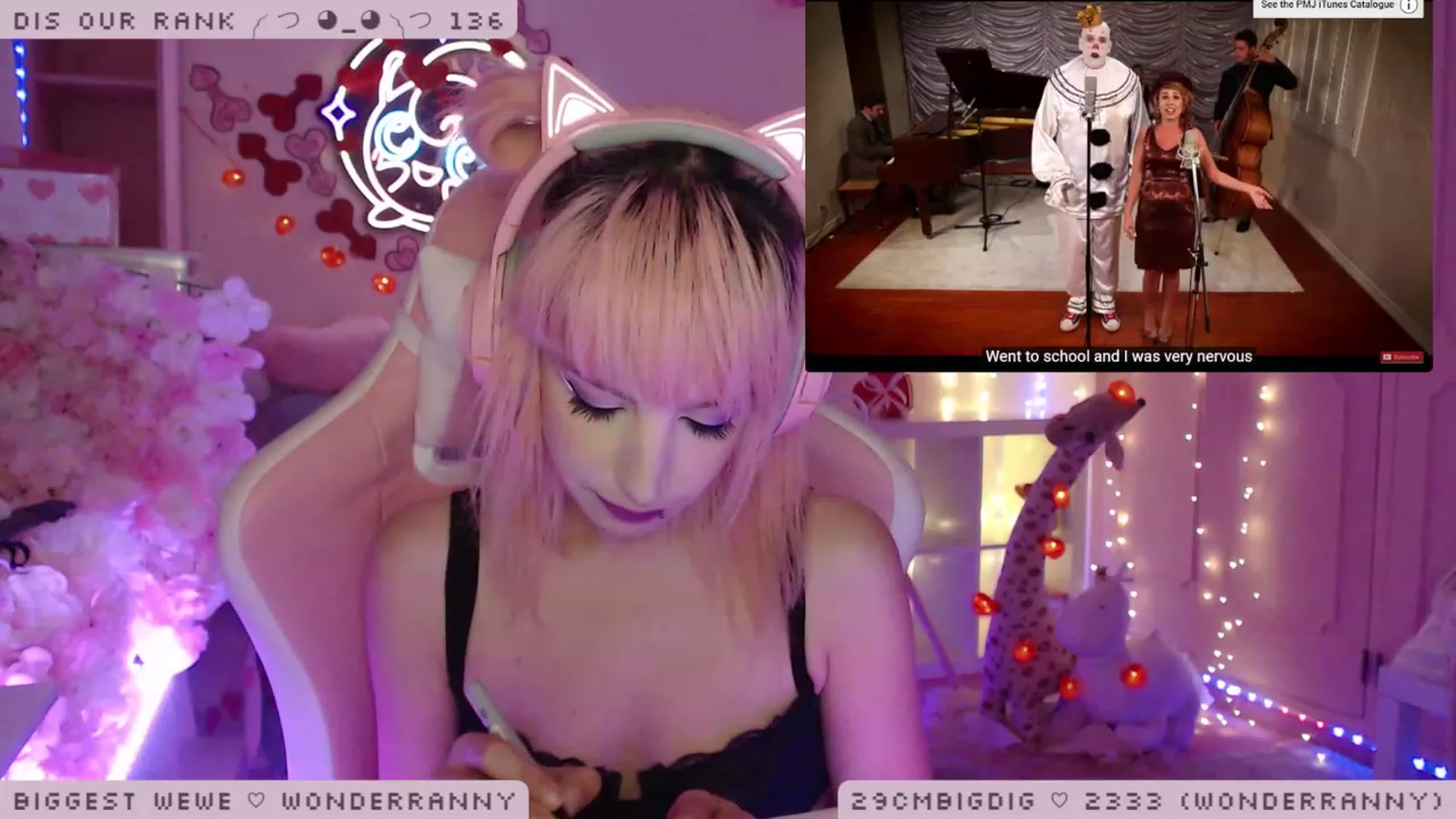 Gallery image thumbnail from WonderAna's myfreecams stream on, 02/06/2023, 02:09 image 5 of 20
