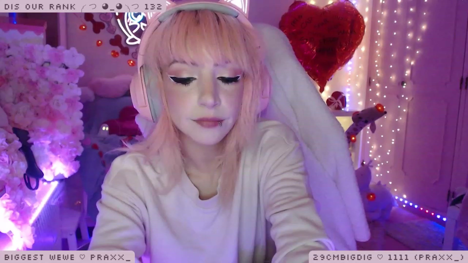 Gallery image thumbnail from WonderAna's myfreecams stream on, 02/07/2023, 24:01 image 9 of 20