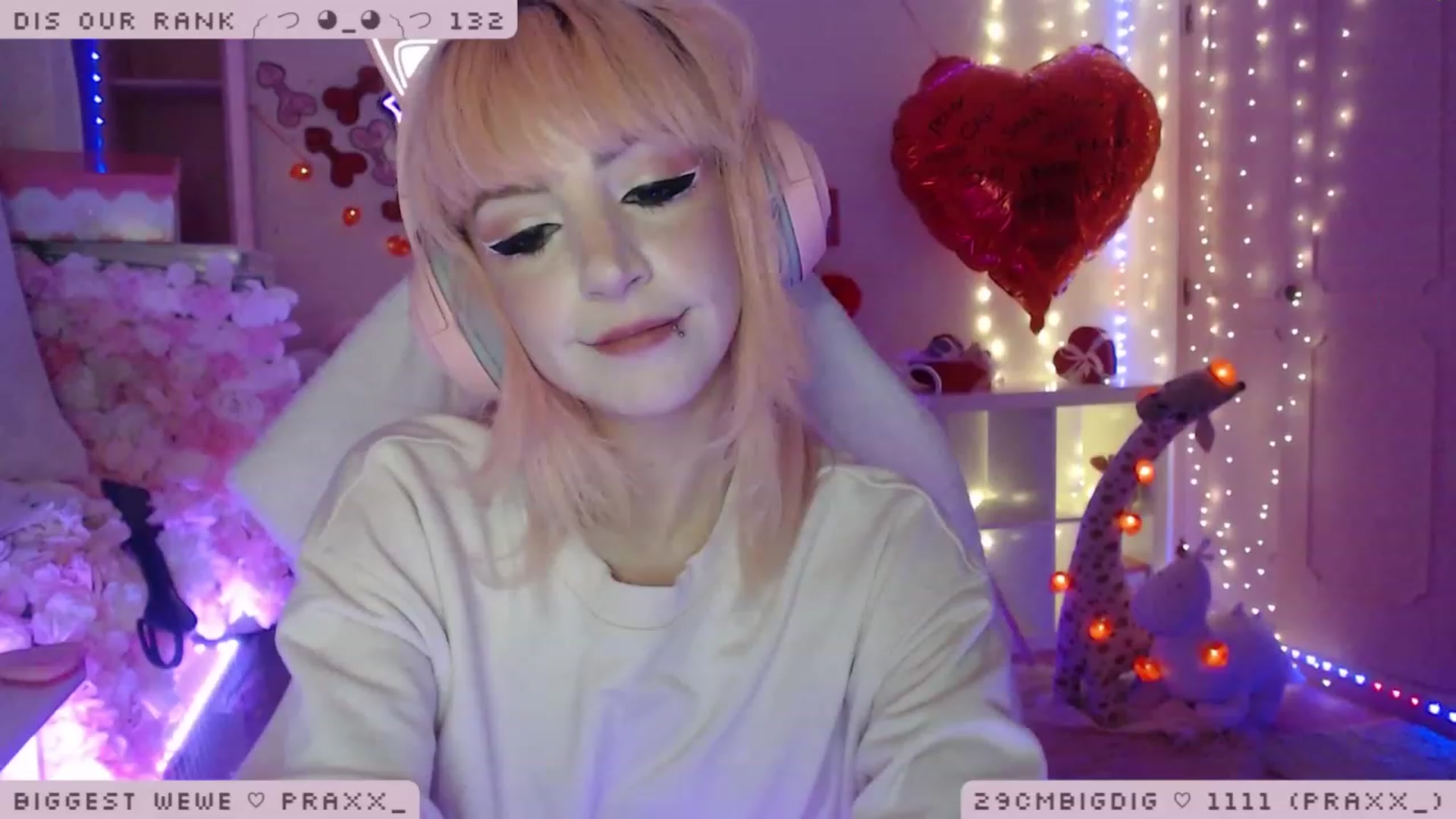 Gallery image thumbnail from WonderAna's myfreecams stream on, 02/07/2023, 24:01 image 13 of 20