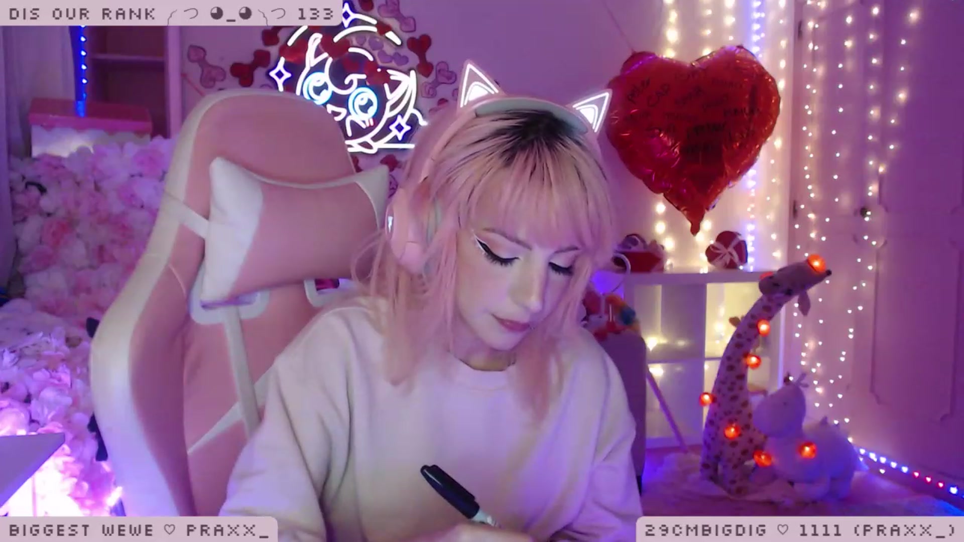 Gallery image thumbnail from WonderAna's myfreecams stream on, 02/07/2023, 02:39 image 5 of 20
