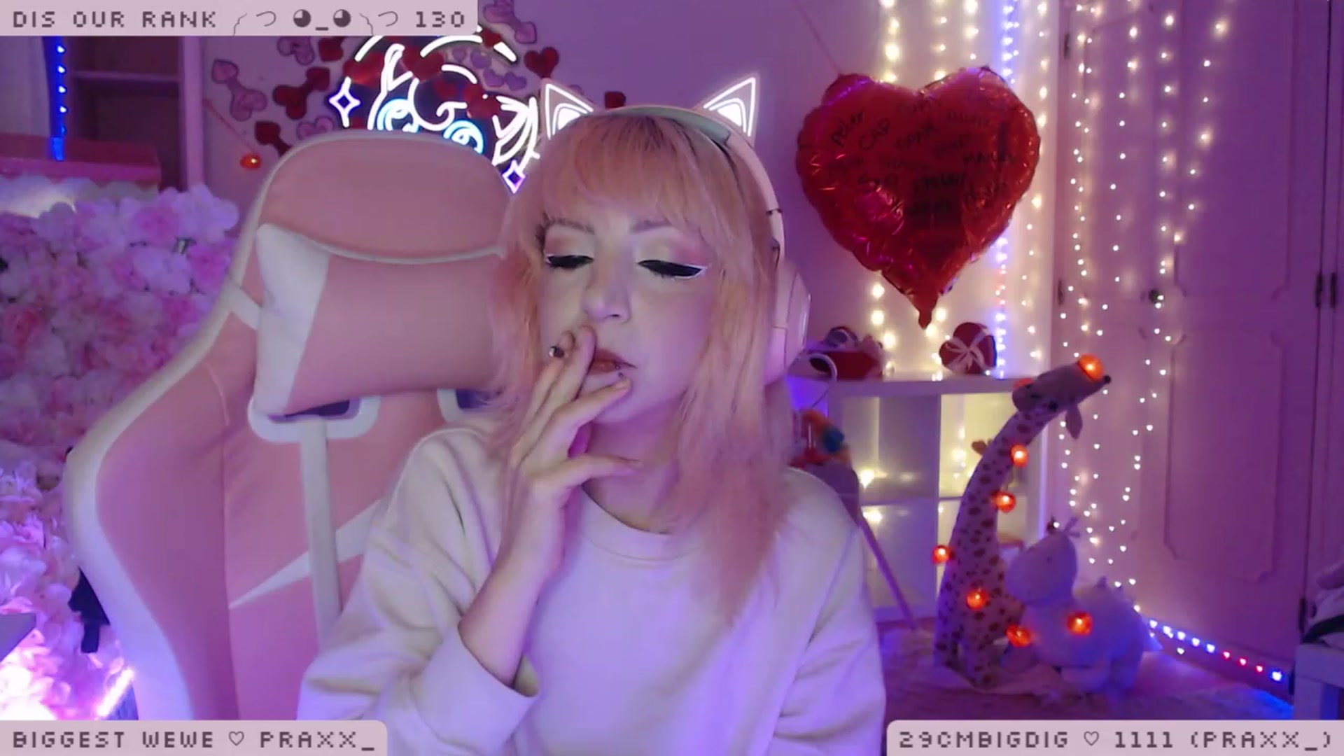 Gallery image thumbnail from WonderAna's myfreecams stream on, 02/07/2023, 02:39 image 12 of 20