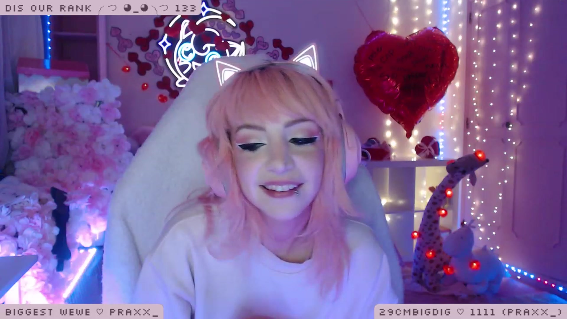 Gallery image thumbnail from WonderAna's myfreecams stream on, 02/07/2023, 02:39 image 7 of 20