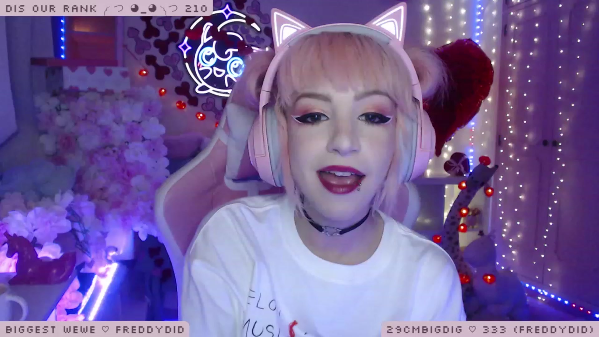 Gallery image thumbnail from WonderAna's myfreecams stream on, 02/10/2023, 01:59 image 9 of 20
