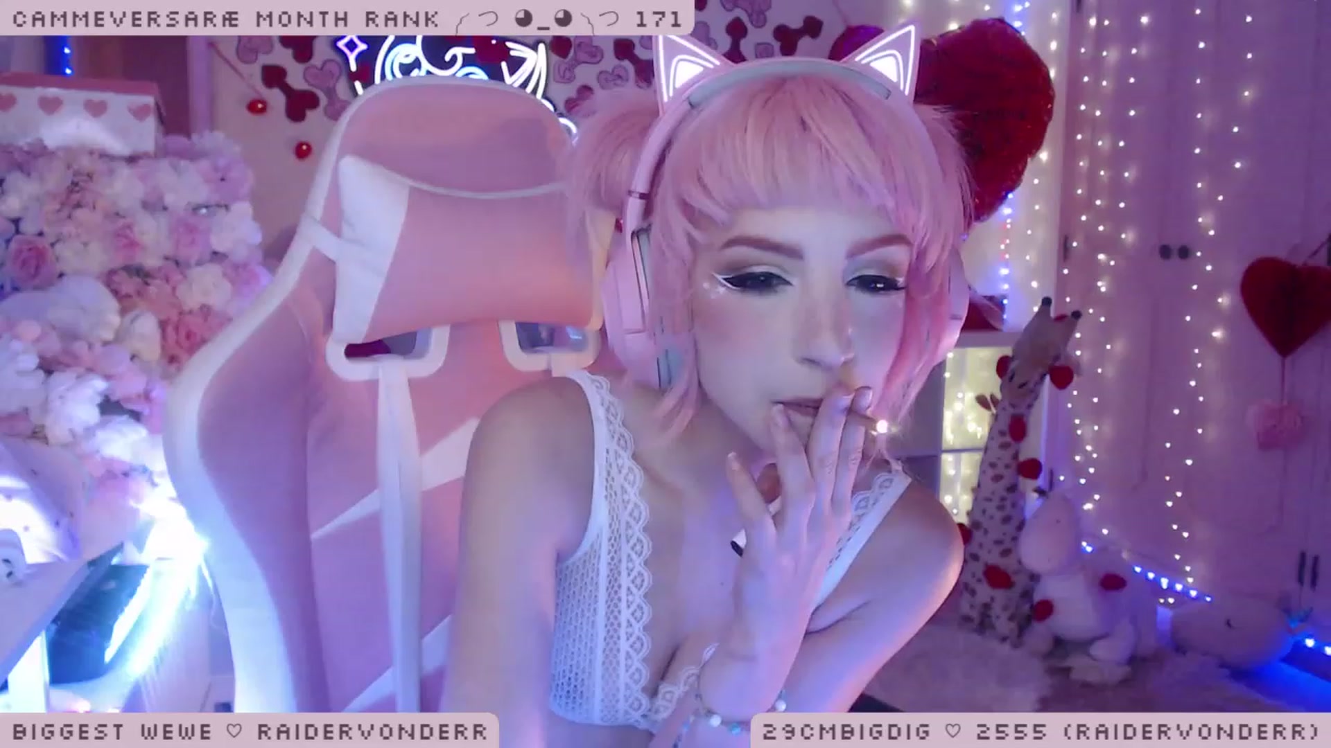 Gallery image thumbnail from WonderAna's myfreecams stream on, 02/14/2023, 01:07 image 16 of 20