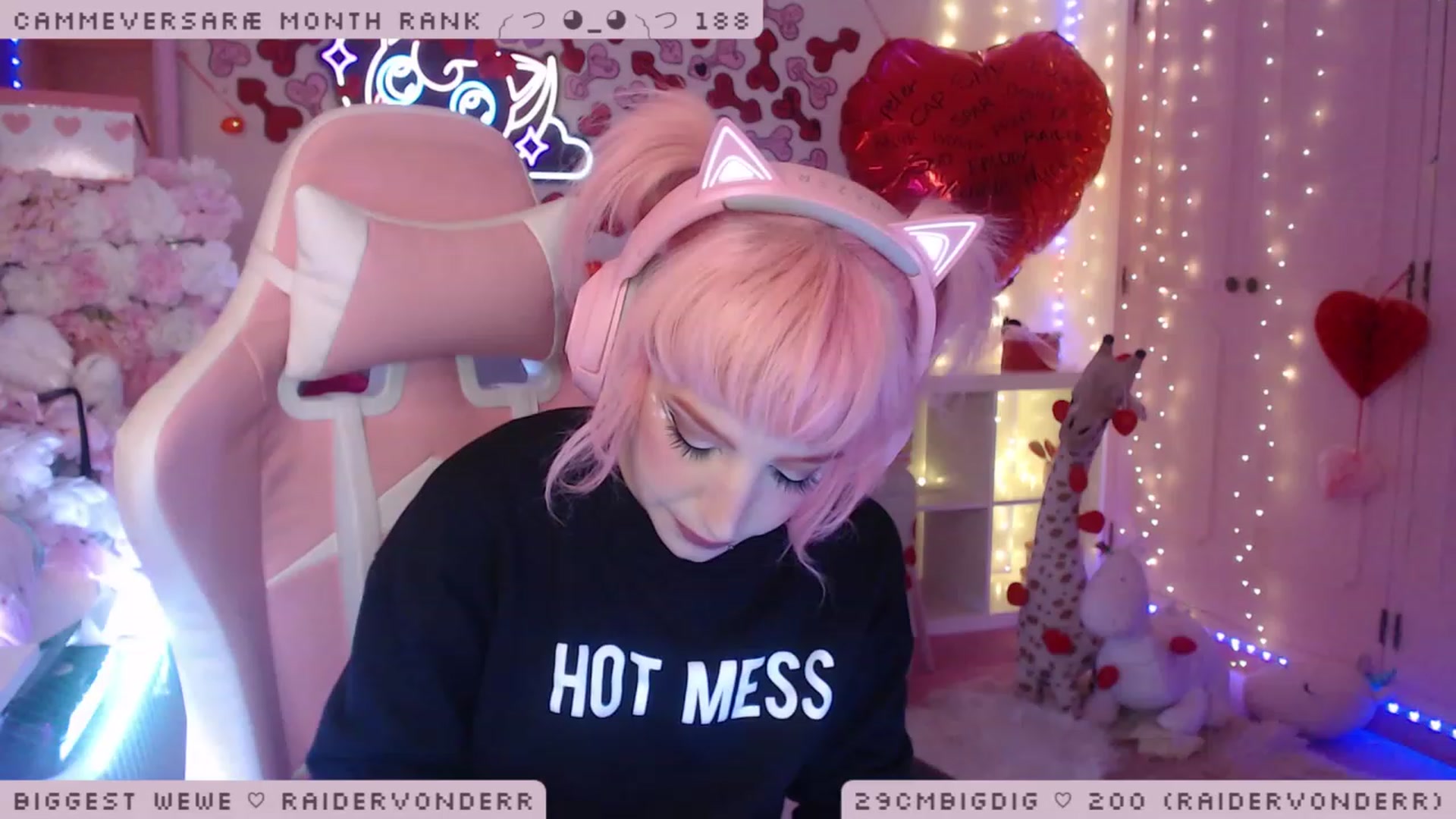 Gallery image thumbnail from WonderAna's myfreecams stream on, 02/14/2023, 01:07 image 3 of 20