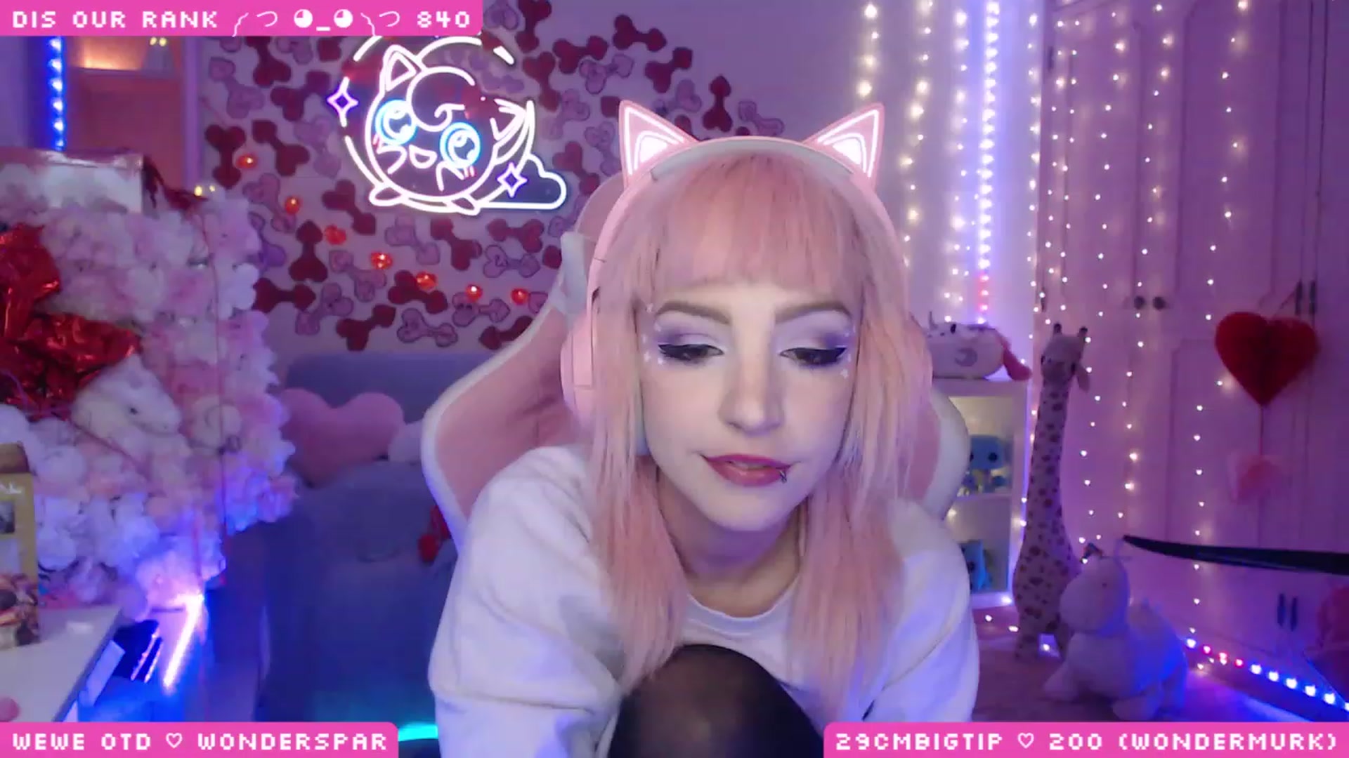 Gallery image thumbnail from WonderAna's myfreecams stream on, 03/02/2023, 01:53 image 10 of 20