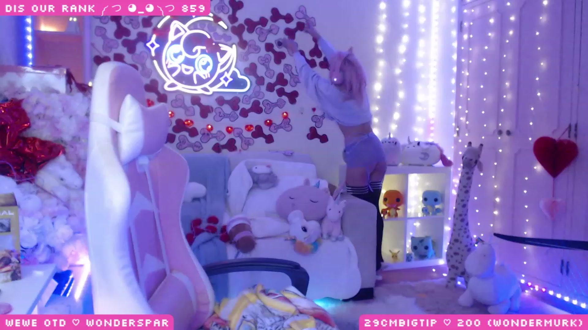 Gallery image thumbnail from WonderAna's myfreecams stream on, 03/02/2023, 01:53 image 12 of 20