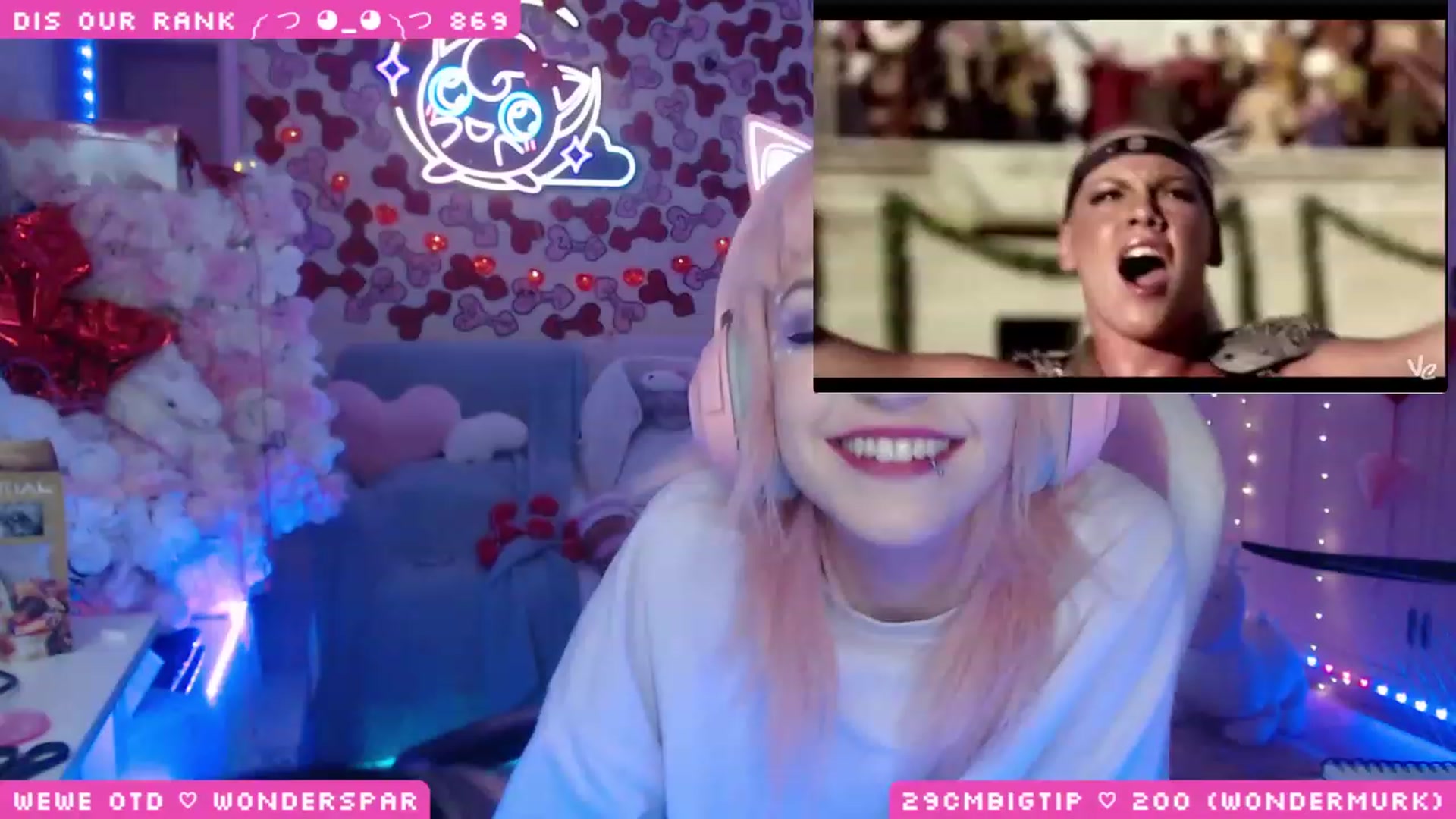 Gallery image thumbnail from WonderAna's myfreecams stream on, 03/02/2023, 02:08 image 11 of 20