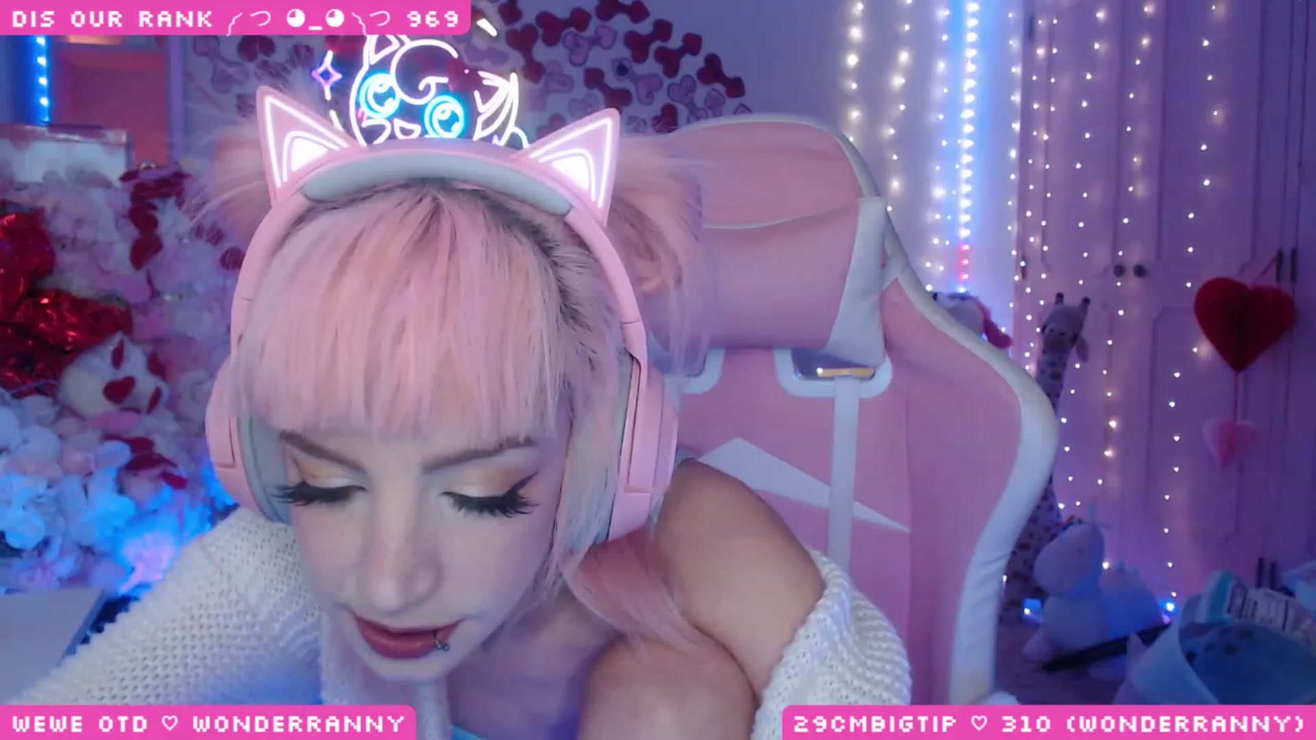 Gallery image thumbnail from WonderAna's myfreecams stream on, 03/02/2023, 22:14 image 18 of 20