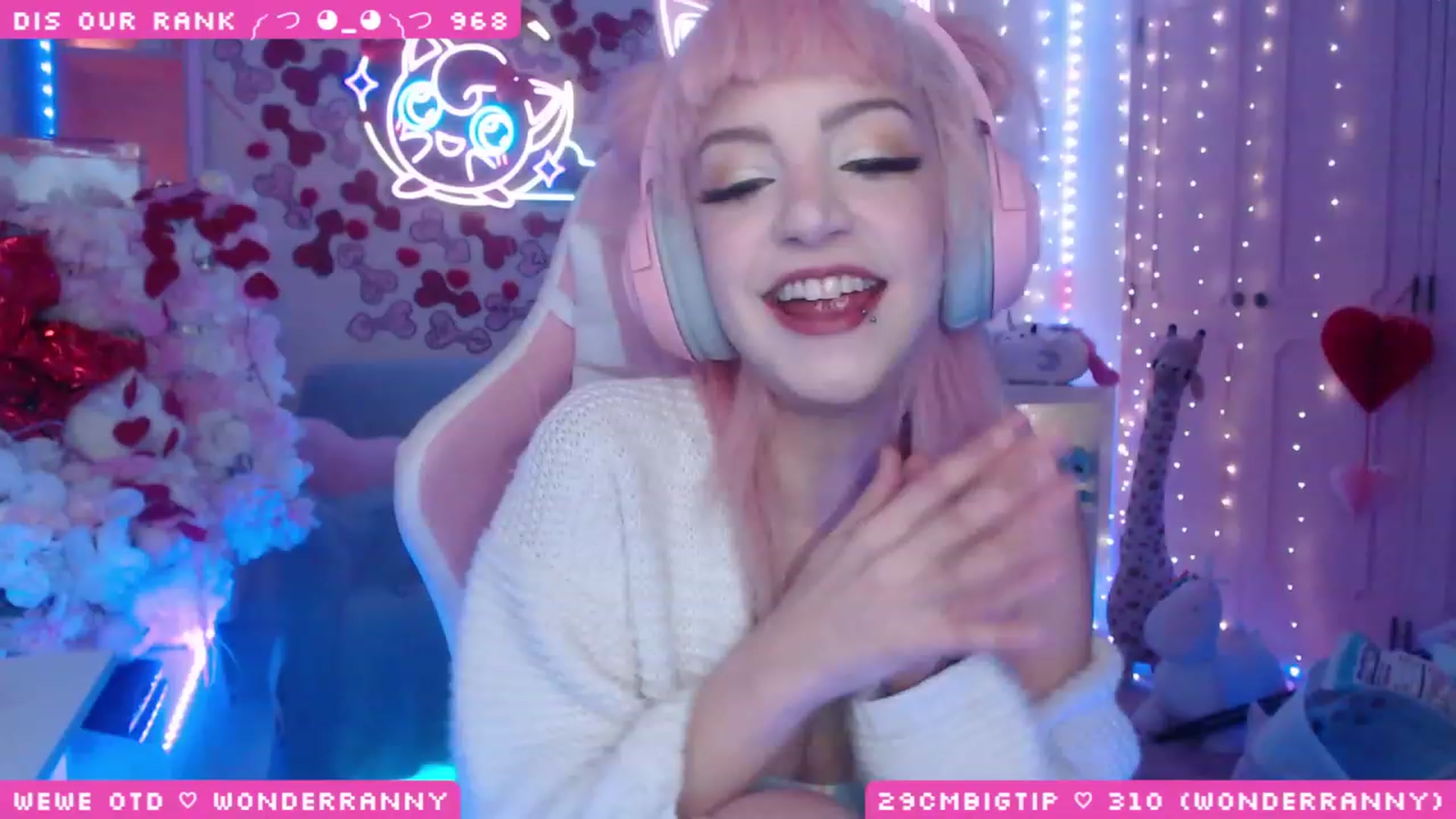 Gallery image thumbnail from WonderAna's myfreecams stream on, 03/02/2023, 22:14 image 17 of 20