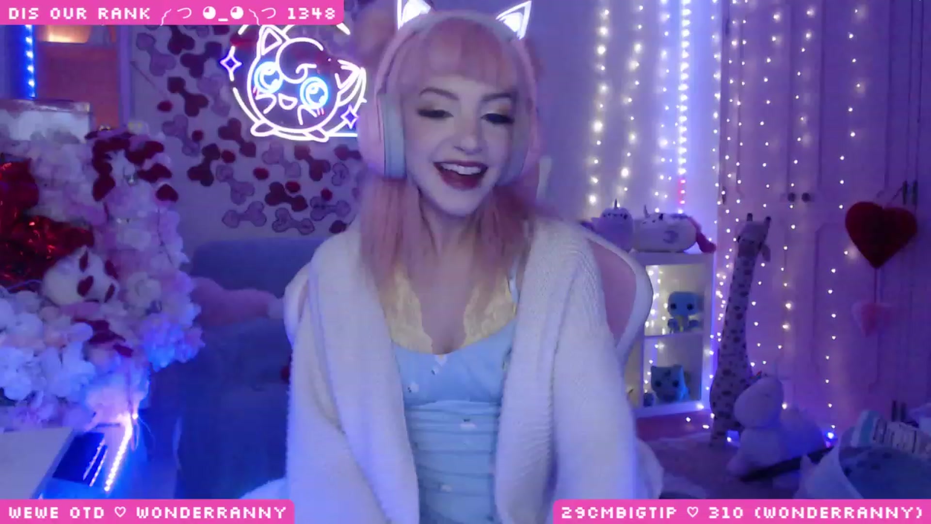 Gallery image thumbnail from WonderAna's myfreecams stream on, 03/02/2023, 22:14 image 1 of 20