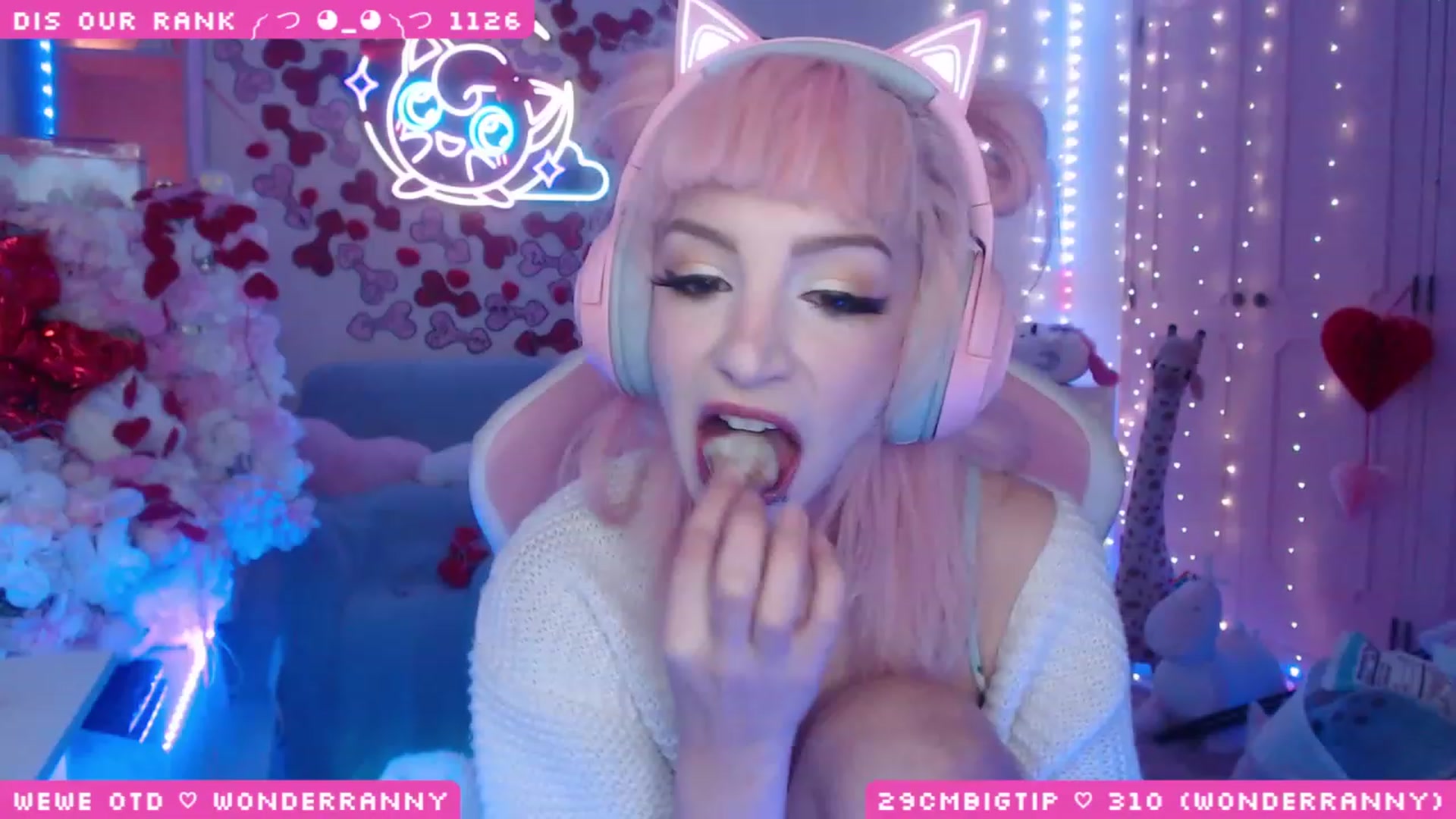 Gallery image thumbnail from WonderAna's myfreecams stream on, 03/02/2023, 22:14 image 15 of 20