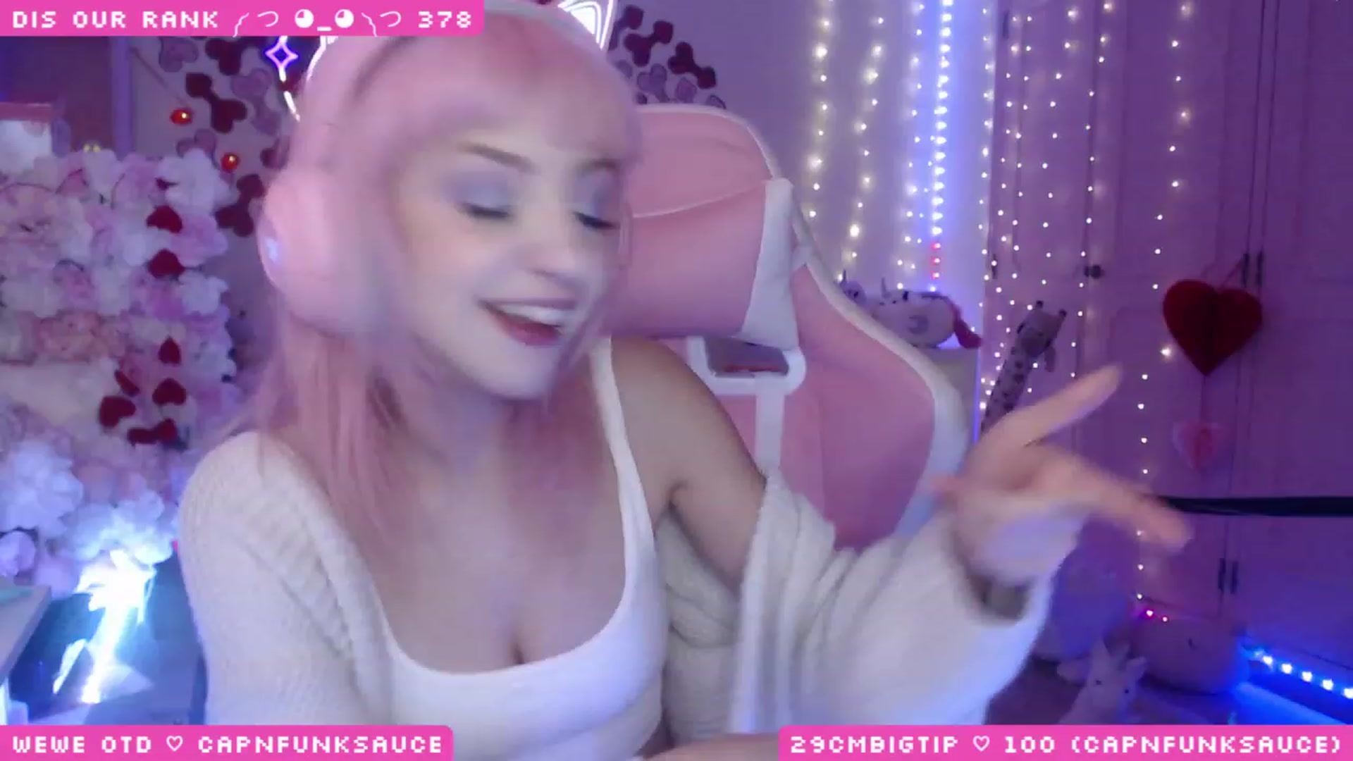 Gallery image thumbnail from WonderAna's myfreecams stream on, 03/05/2023, 23:03 image 18 of 20
