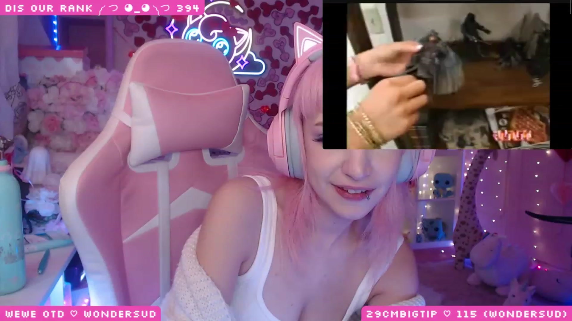 Gallery image thumbnail from WonderAna's myfreecams stream on, 03/06/2023, 03:10 image 17 of 20