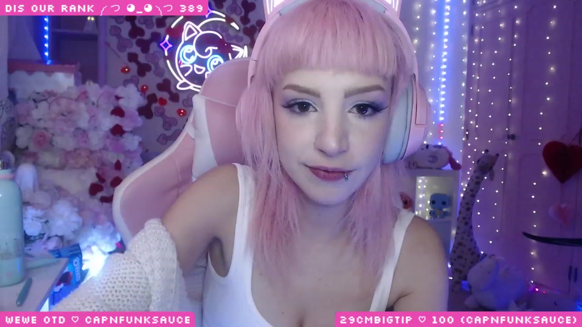 Gallery image thumbnail from WonderAna's myfreecams stream on, 03/06/2023, 03:10 image 6 of 20
