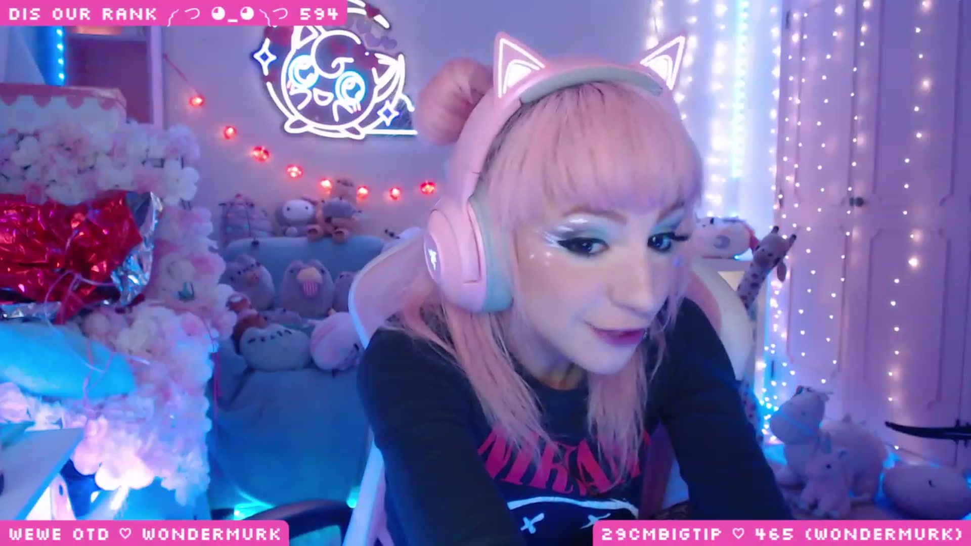 Gallery image thumbnail from WonderAna's myfreecams stream on, 03/09/2023, 24:10 image 12 of 20