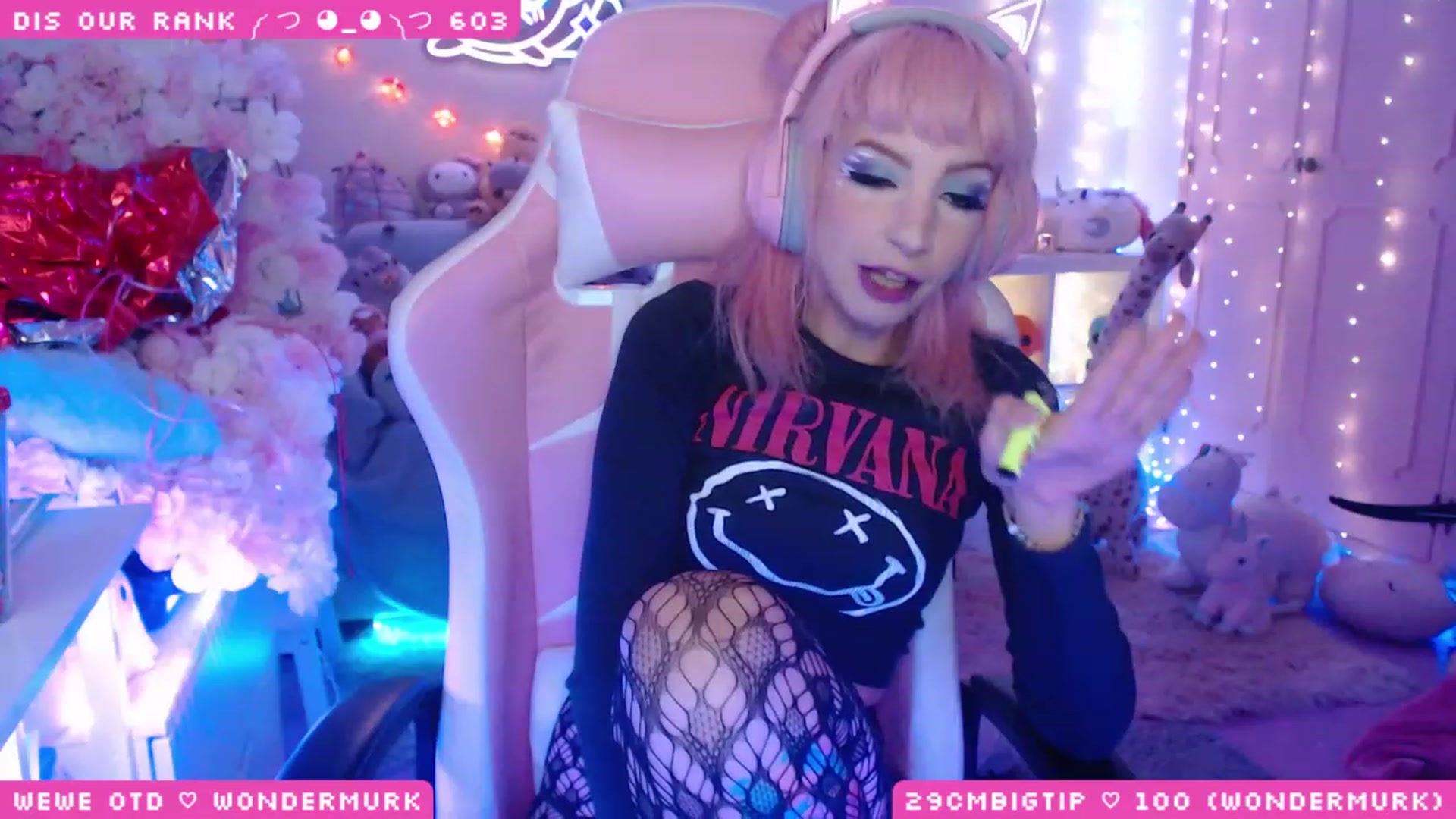 Gallery image thumbnail from WonderAna's myfreecams stream on, 03/09/2023, 24:10 image 6 of 20