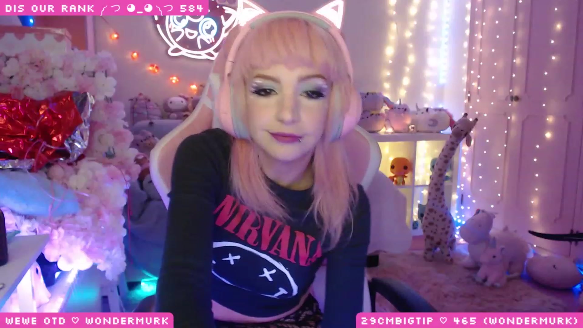 Gallery image thumbnail from WonderAna's myfreecams stream on, 03/09/2023, 24:10 image 17 of 20