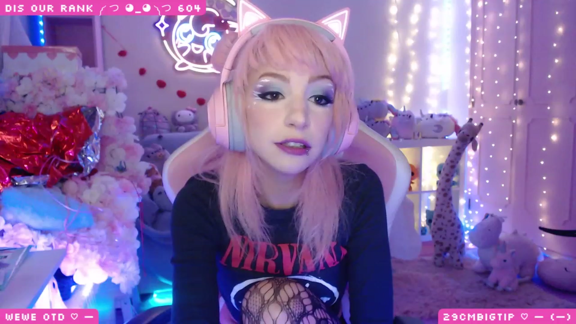 Gallery image thumbnail from WonderAna's myfreecams stream on, 03/09/2023, 24:10 image 2 of 20