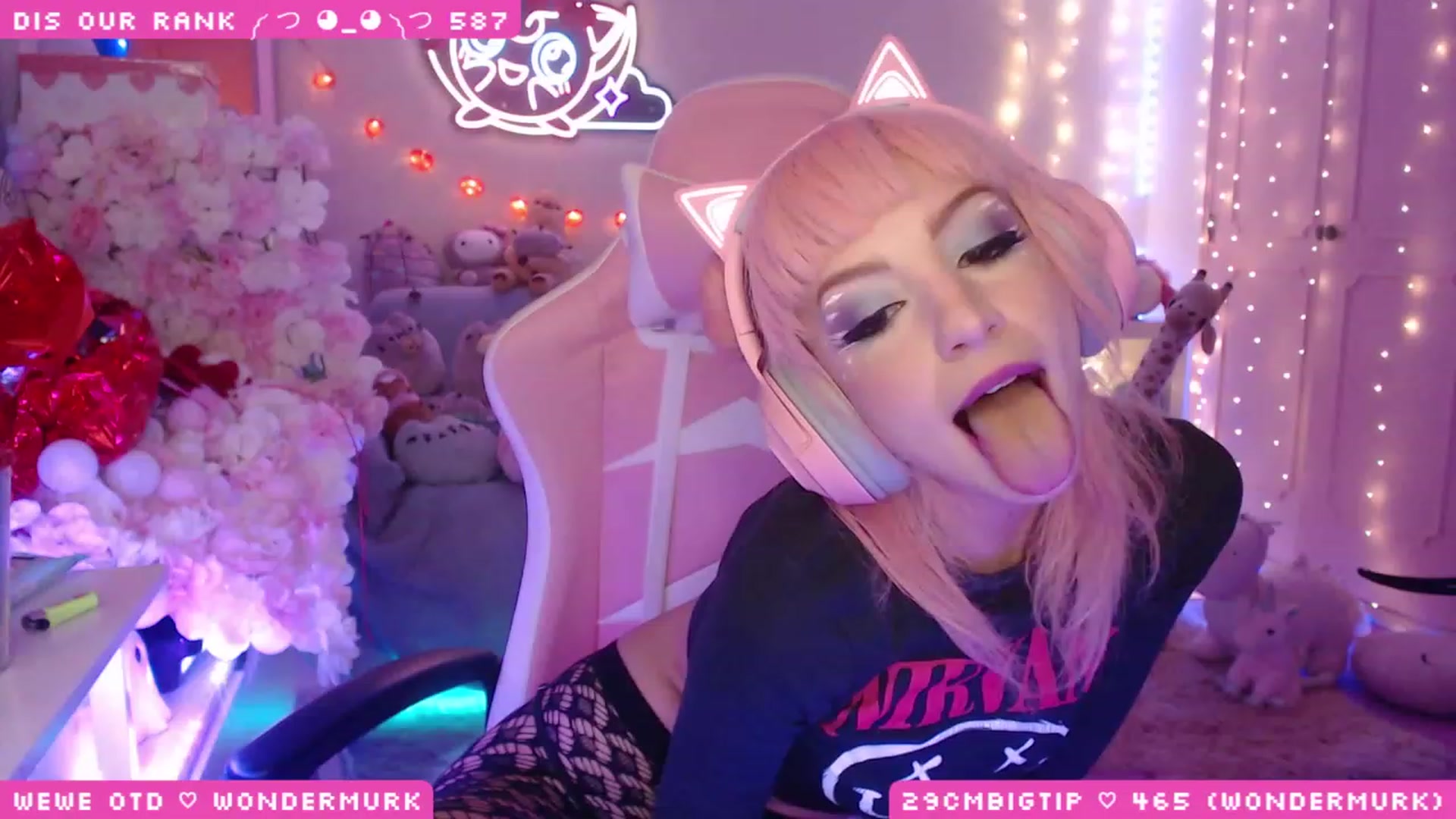 Gallery image thumbnail from WonderAna's myfreecams stream on, 03/09/2023, 02:22 image 13 of 20