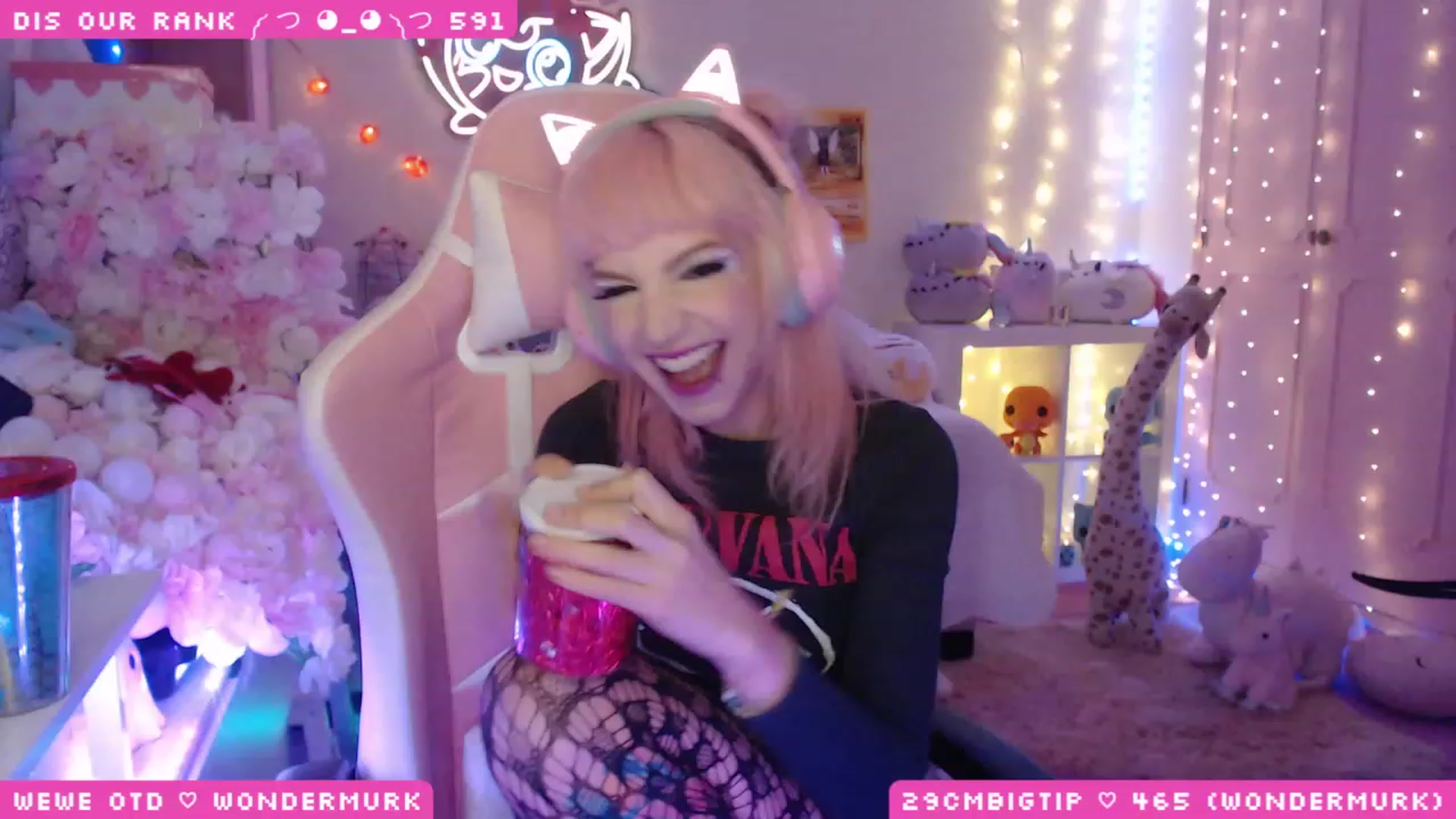 Gallery image thumbnail from WonderAna's myfreecams stream on, 03/09/2023, 02:22 image 17 of 20