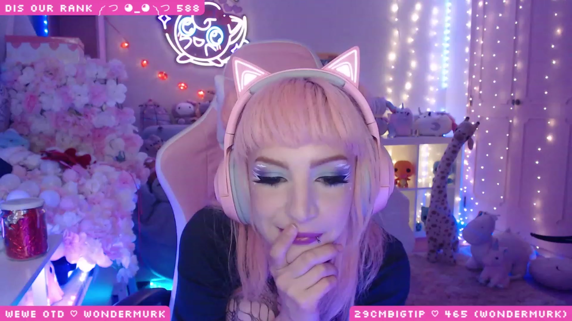Gallery image thumbnail from WonderAna's myfreecams stream on, 03/09/2023, 02:22 image 20 of 20