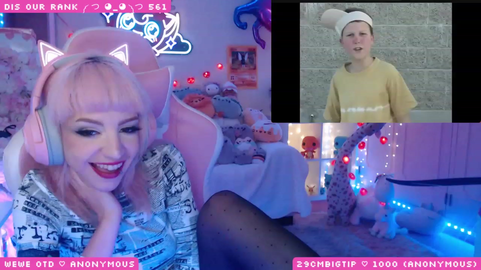 Gallery image thumbnail from WonderAna's myfreecams stream on, 03/11/2023, 24:34 image 14 of 20