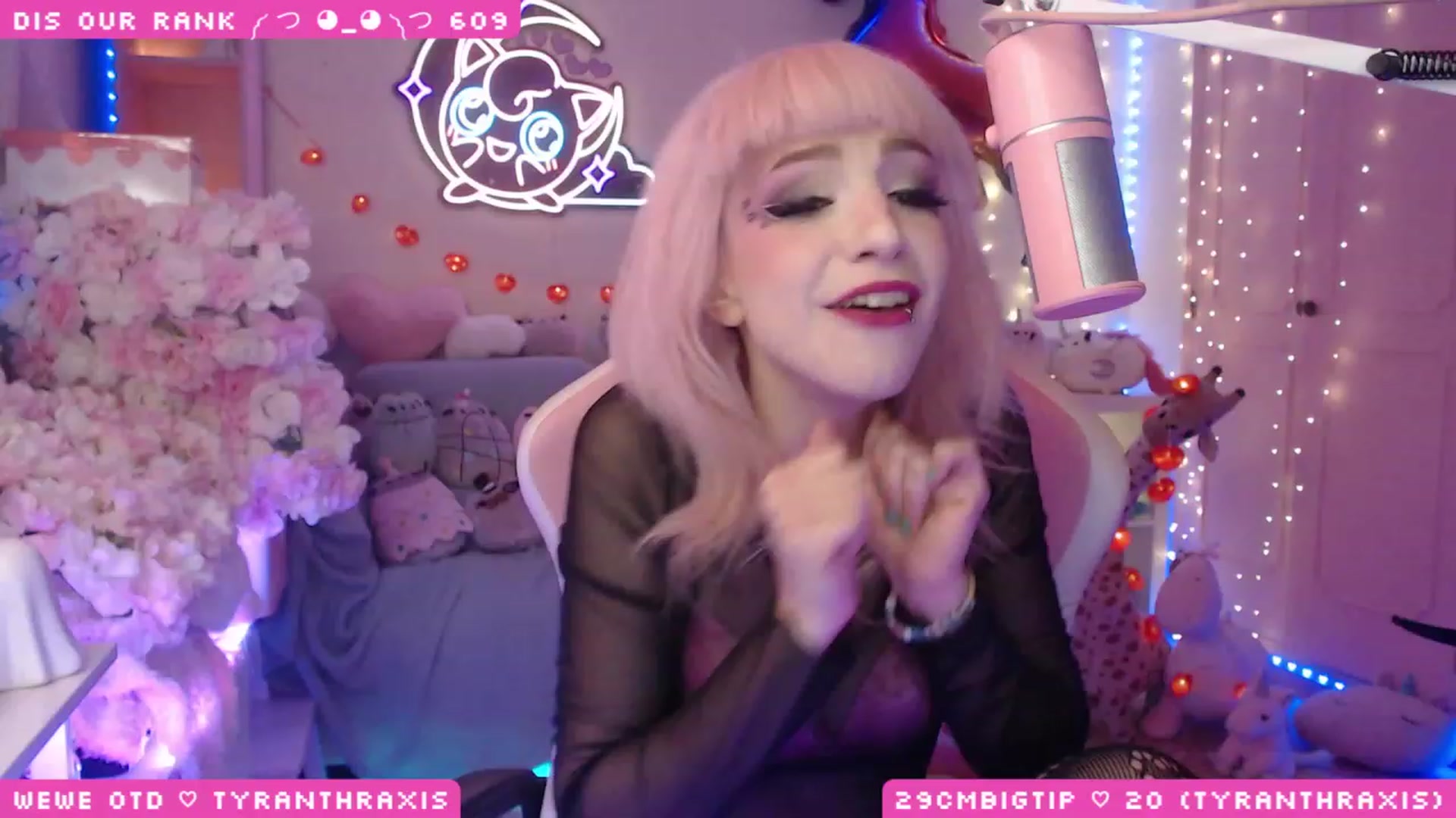 Gallery image thumbnail from WonderAna's myfreecams stream on, 03/12/2023, 24:23 image 7 of 20