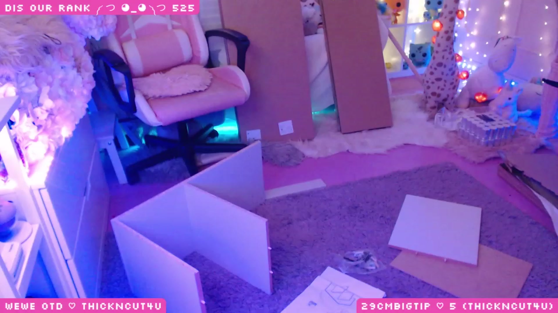 Gallery image thumbnail from WonderAna's myfreecams stream on, 03/14/2023, 24:02 image 13 of 20