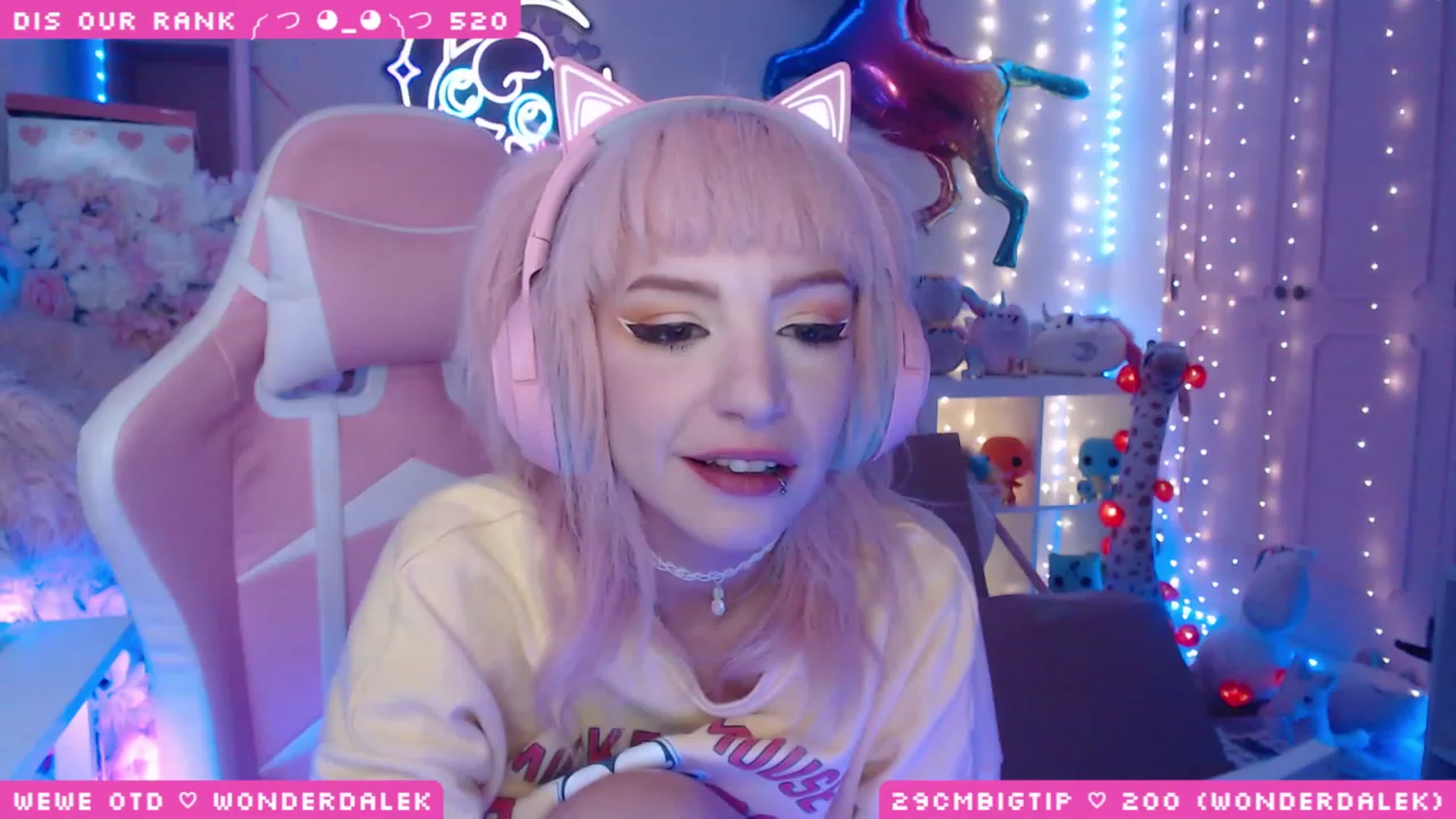 Gallery image thumbnail from WonderAna's myfreecams stream on, 03/14/2023, 02:29 image 9 of 20