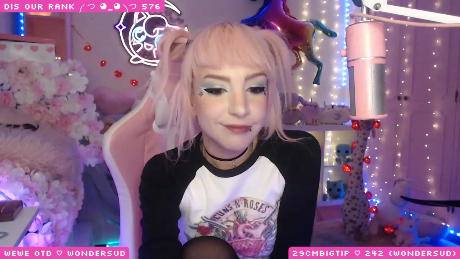 Gallery image thumbnail from WonderAna's myfreecams stream on, 03/15/2023, 23:05 image 19 of 20