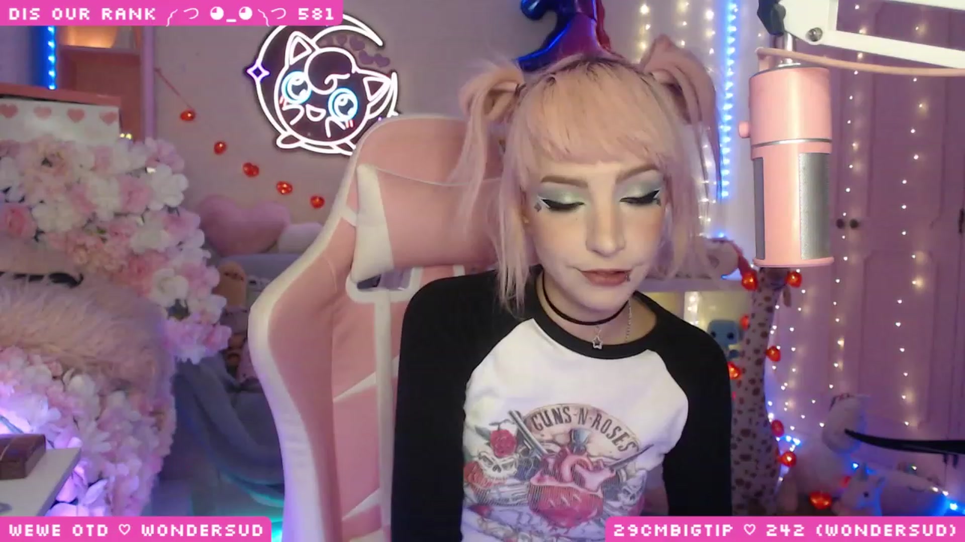 Gallery image thumbnail from WonderAna's myfreecams stream on, 03/15/2023, 23:05 image 9 of 20